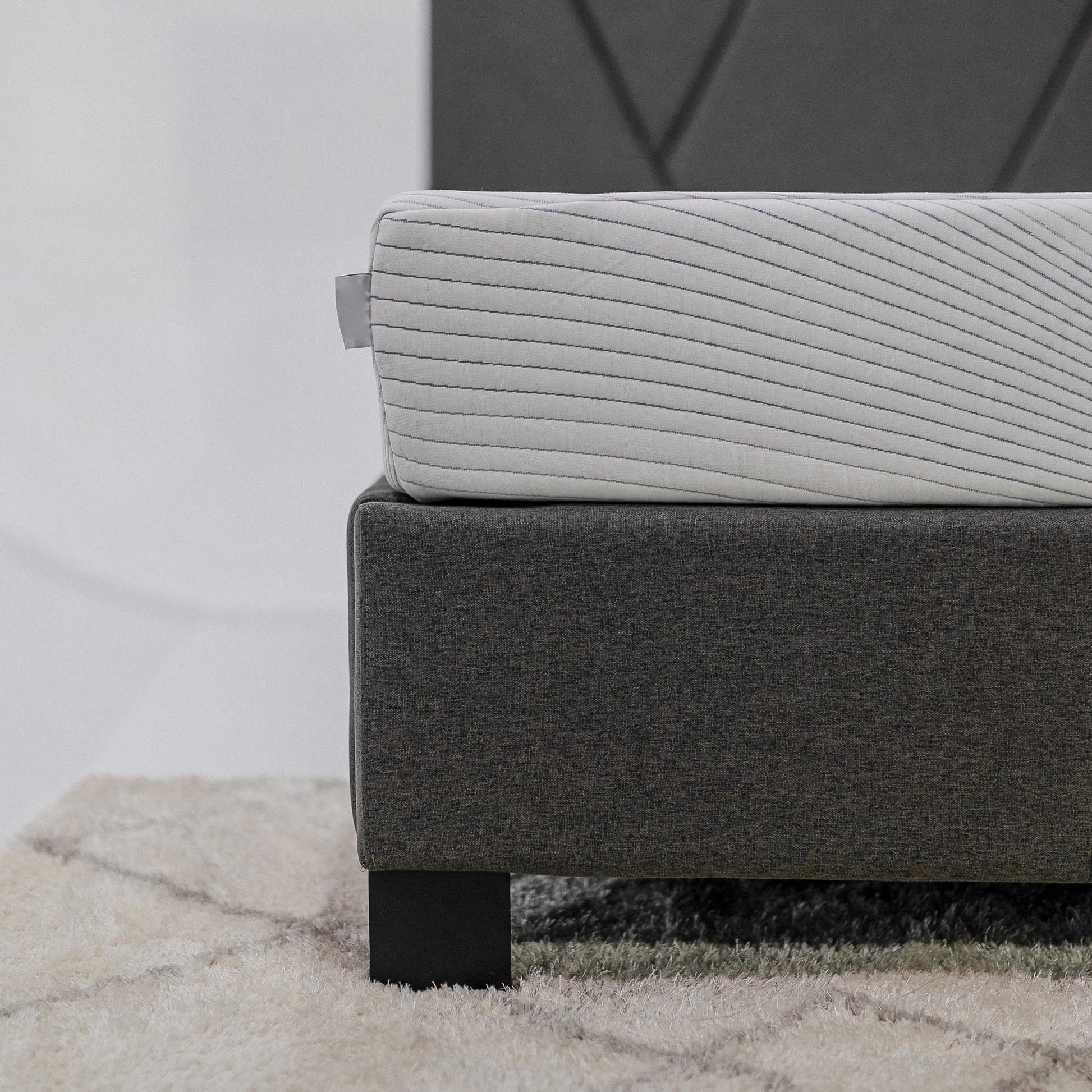 8 Inch Regen Cooling Copper Infused Memory Foam Adult Mattress, Queen Size White Bedroom Foam