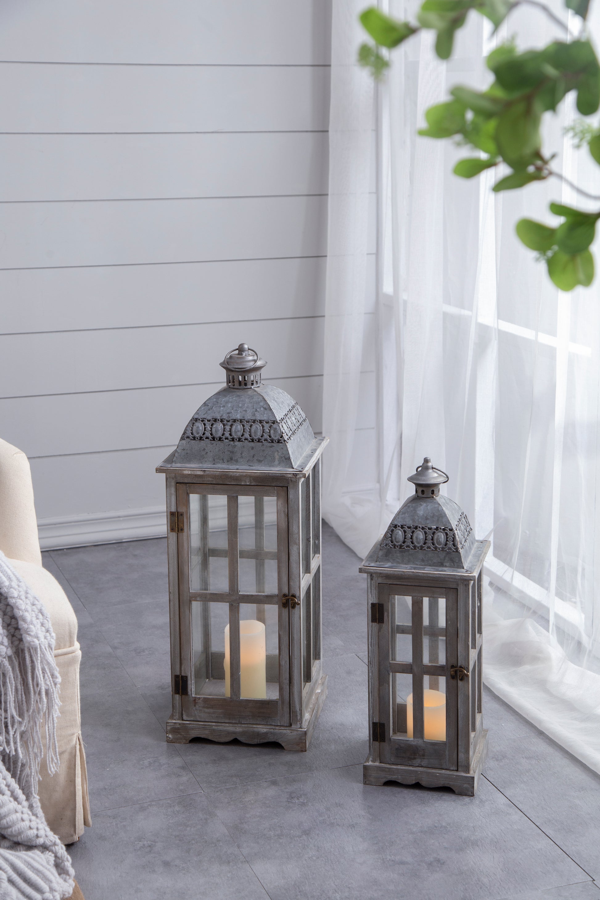 Wooden Candle Lantern Decorative, Hurricane Lantern Holder Decor For Indoor Outdoor, Home Garden Wedding Gray Wood Glass