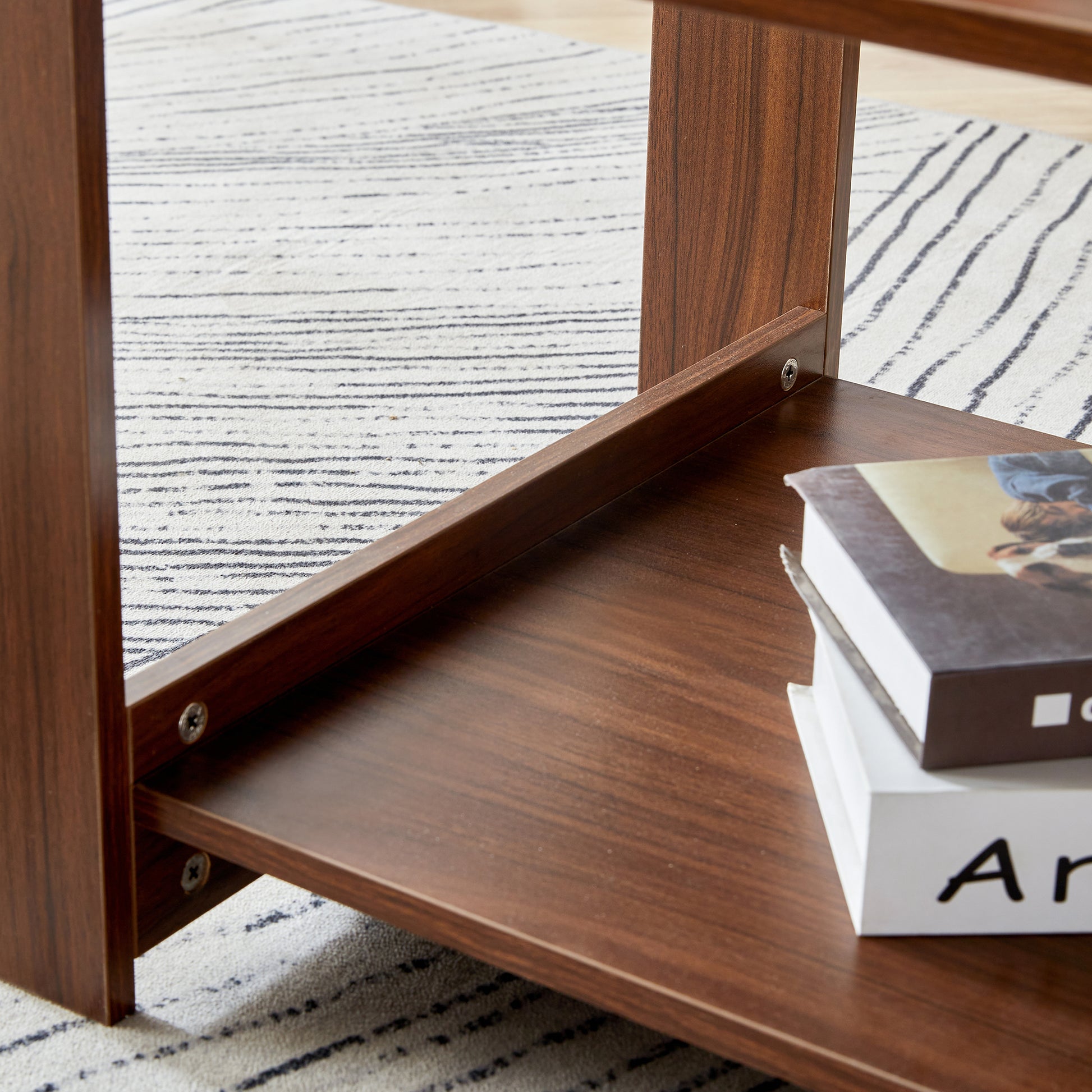 Modern And Practical Walnut Textured Coffee Tablestea Tables. The Double Layered Coffee Table Is Made Of Mdf Material. Suitable For Living Room 43.3"*21.6"*16.5" Ct 16 Walnut Mdf