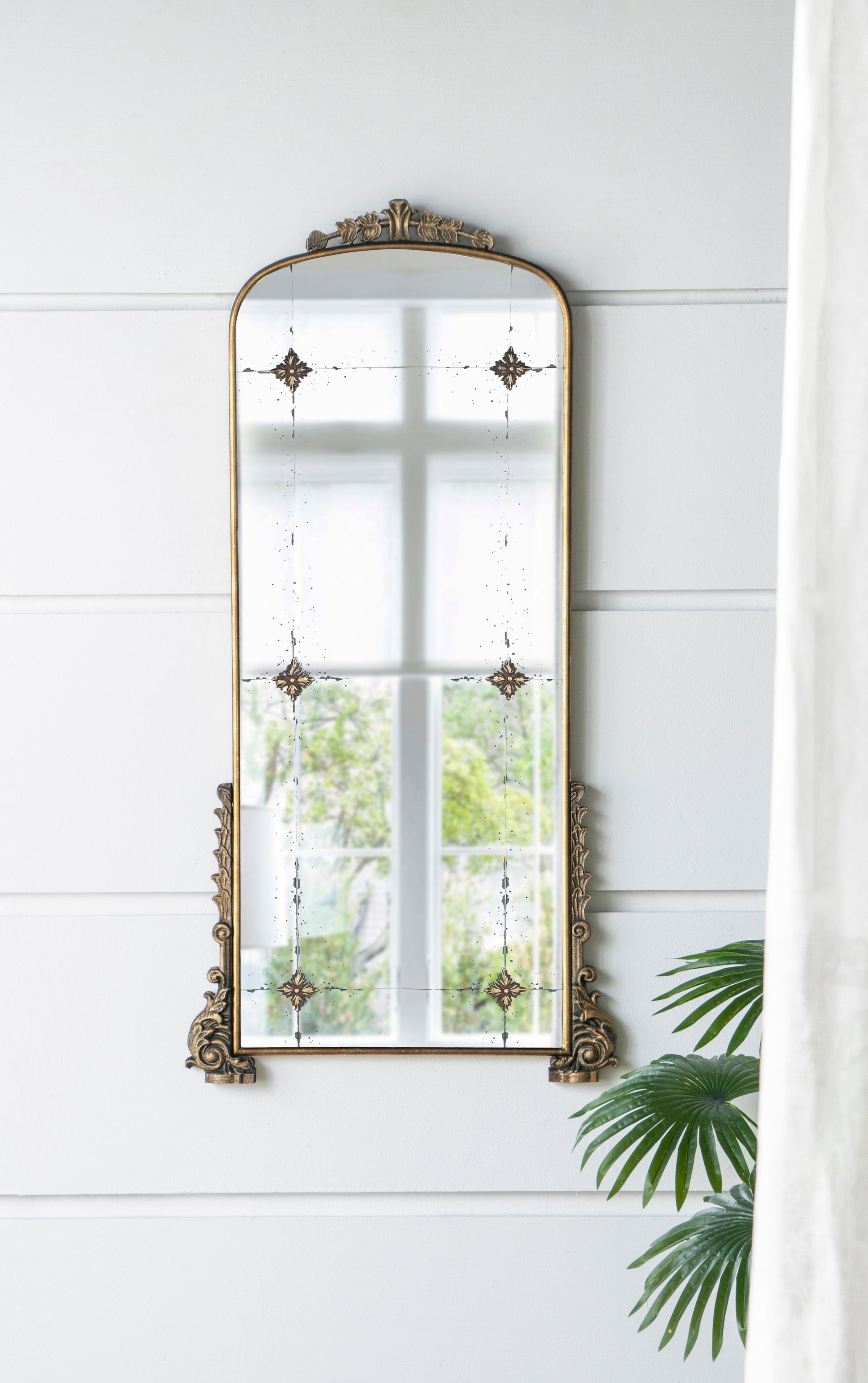 24" X 48.5" Antique Gold Arched Mirror With Metal Frame, Full Length Mirror For Living Room Bathroom Entryway Gold Iron