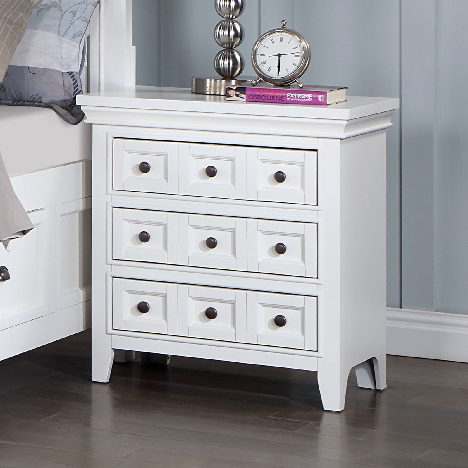 Transitional Style White Color Solid Wood 1Pc Nightstand Only Bedroom Furniture Bedside Table Round Knobs 3 Drawers Nightstand White 3 Drawers Bedroom Bedside Cabinet Classic,Transitional Solid Wood White Solid Wood