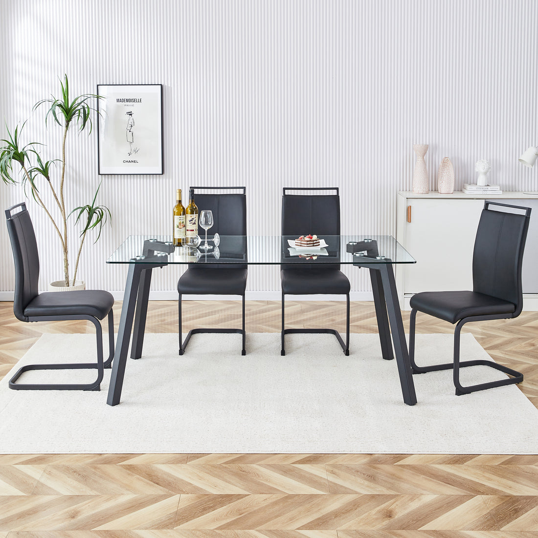 Table And Chair Set, 1 Table And 4 Chairs. Rectangular Glass Dining Table, 0.31 "Tempered Glass Tabletop And Black Coated Metal Legs. Paired With Black Pu Chairs. 1123 1162 Transparent Glass