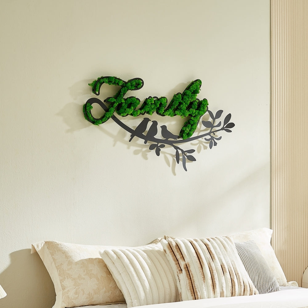 FAMILY Letter Art Moss Wall Decor green-iron