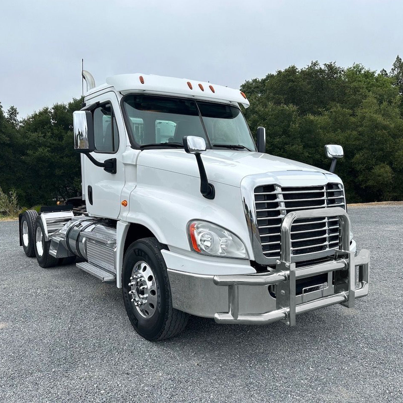 Deer Guard for Freightliner Cascadia 2008 2017 with chrome-stainless steel