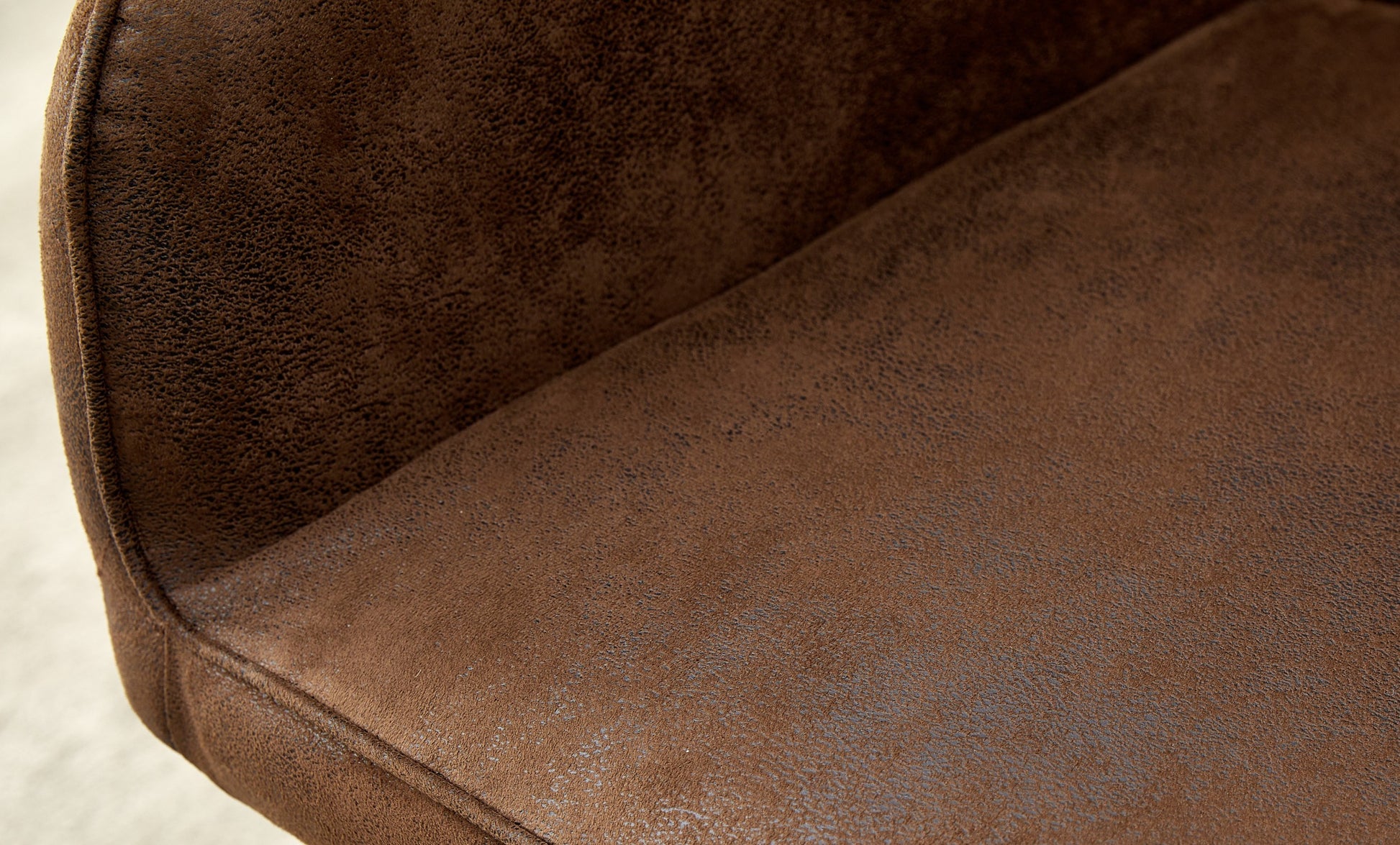 Modern Chair Set Of 2 With Iron Tube Legs, Soft Cushions And Comfortable Backrest, Suitable For Dining Room, Living Room, Cafe, Simple Structure.Swivel Chair Matte Brown Fabric