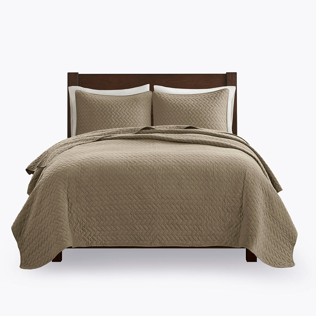 3 Piece Luxurious Oversized Quilt Set Taupe Cotton