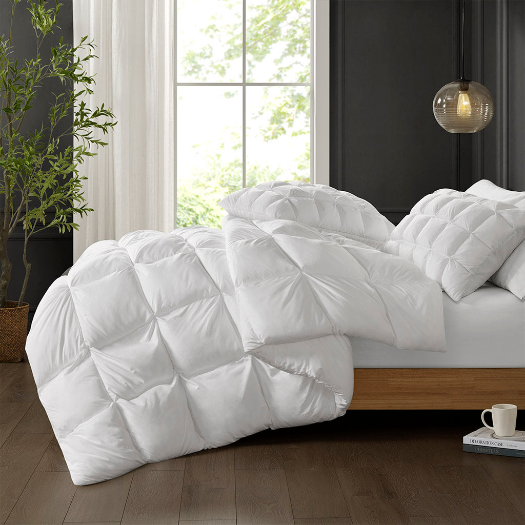 Overfilled Down Alternative Comforter White Polyester