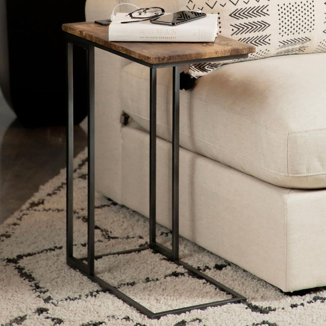 Gunmetal And Antique Brown C Shape Snack Table With Power Outlet Brown Brown Built In Outlets Or Usb Primary Living Space Industrial Rectangular Rectangular Wood Sled