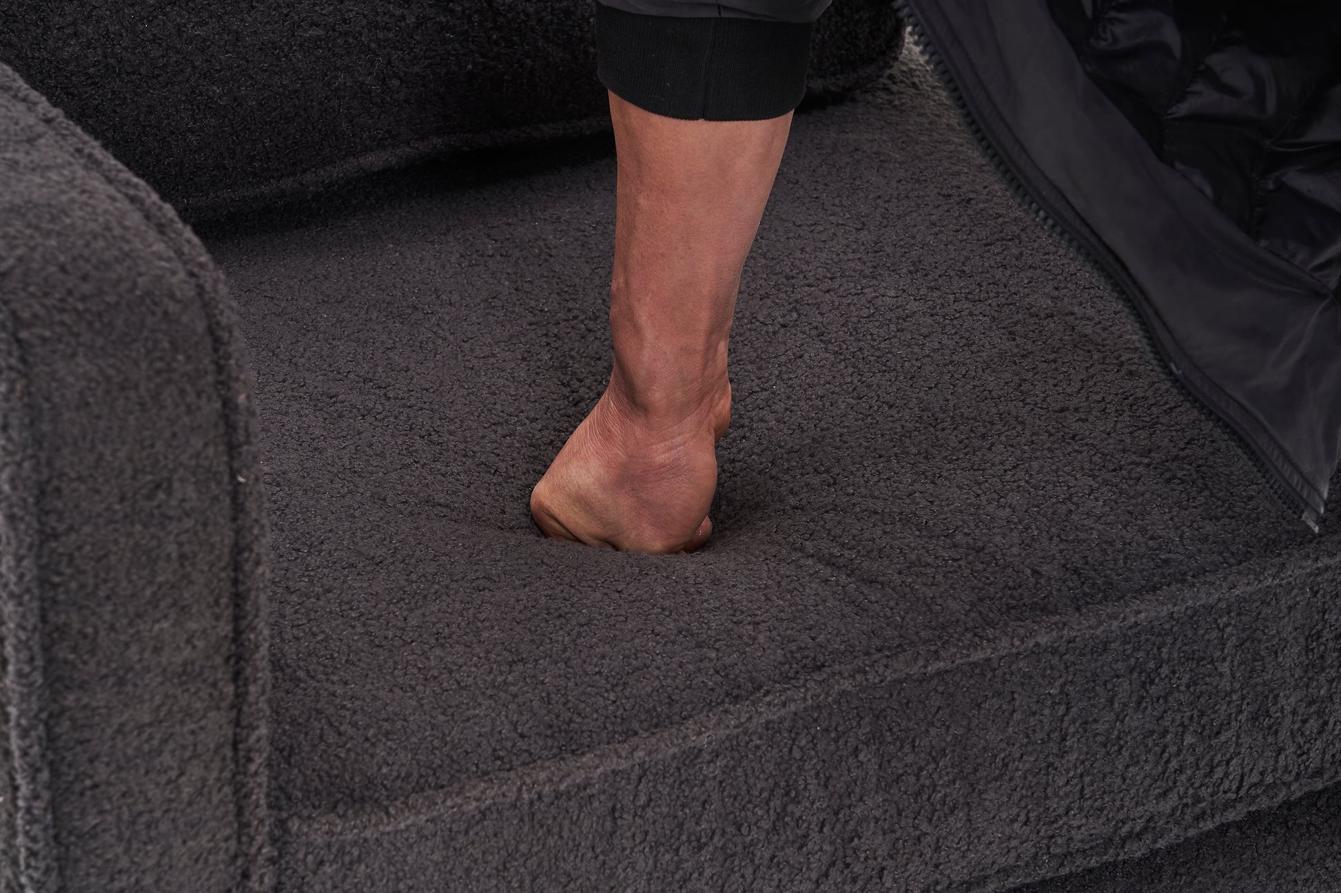 Swivel Barrel Chair For Living Room,360 Degree Swivel Club Modern Accent Single Sofa Chair, Small Leisure Arm Chair For Nursery, Hotel, Bedroom, Office Grey Primary Living Space Modern Faux Fur