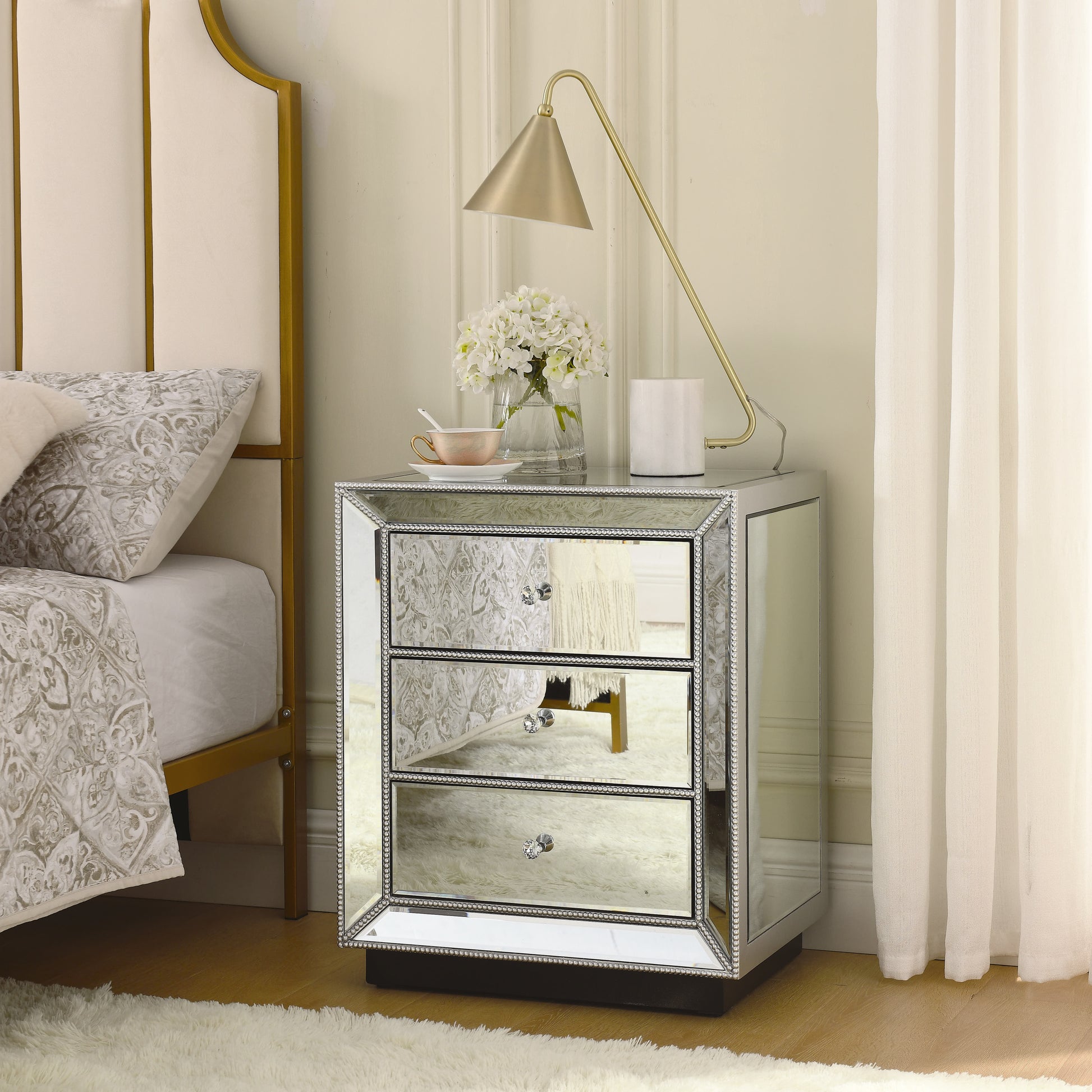 W 22"X D 16 ' X 26.8" Flash Silver Mirror Three Drawer Cabinet Chest 3 4 Drawers Glass Pane Silver Bedroom Mirrored Back American Design Mdf Glass