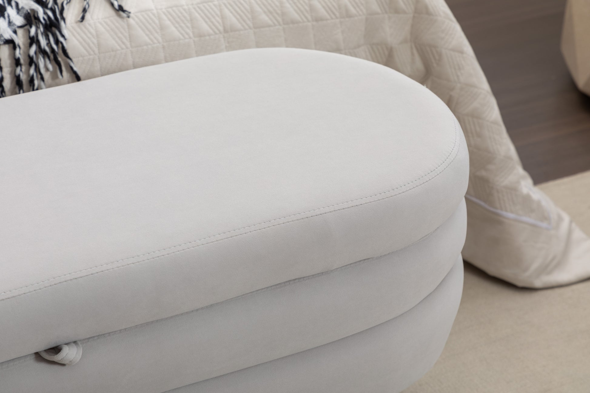036 Velvet Fabric Storage Bench Bedroom Bench With Wood Legs For Living Room Bedroom Indoor,Light Gray Tufted Light Gray Velvet Bedroom Solid Modern Eucalyptus Internal Storage Foam Velvet