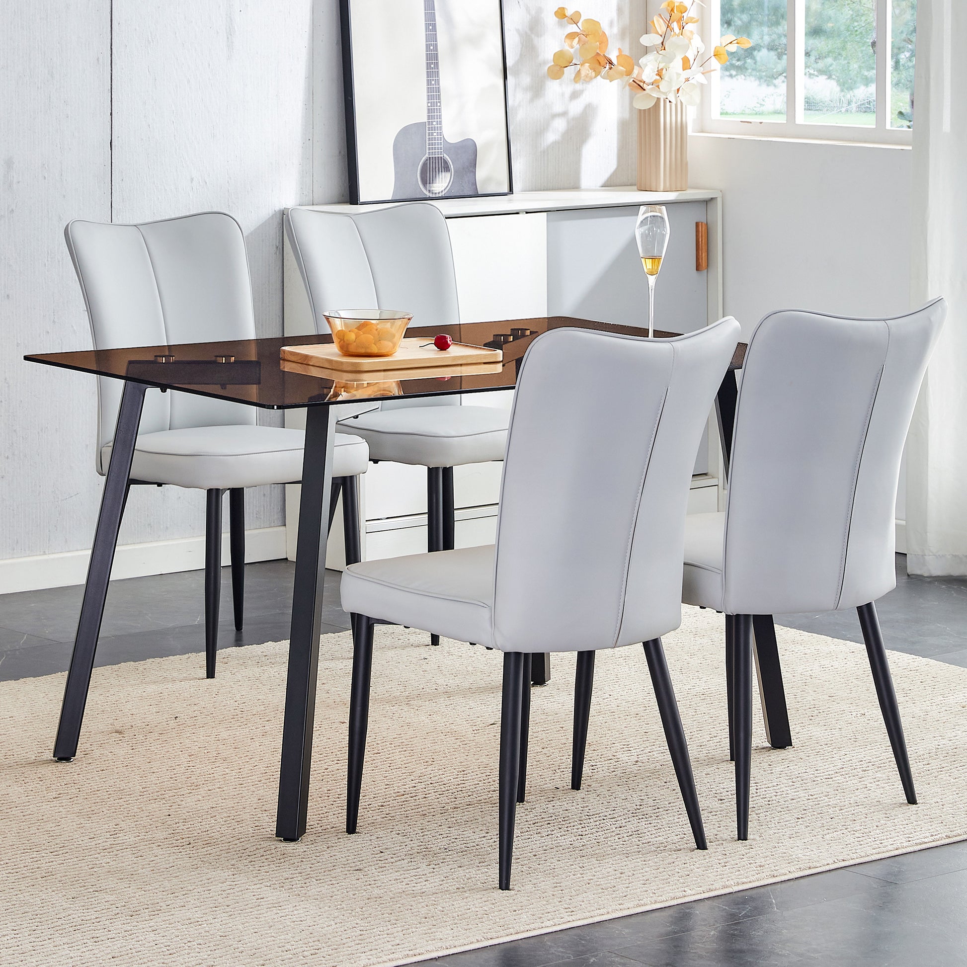 One Table And 4 Light Gray Pu Chairs. Rectangular Tea Brown Glass Dining Table, Tempered Glass Tabletop And Black Metal Legs, Suitable For Kitchen, Dining Room, And Living Room, 51 "* 31.5" * 29.5" Dark Brown Glass