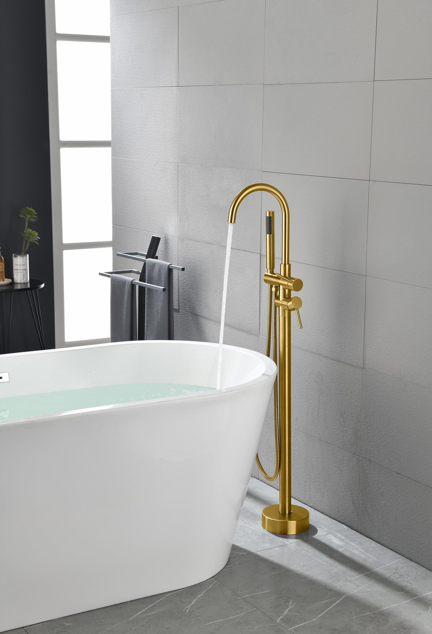 Floor Mount Bathtub Faucet Freestanding Tub Filler gold-stainless steel