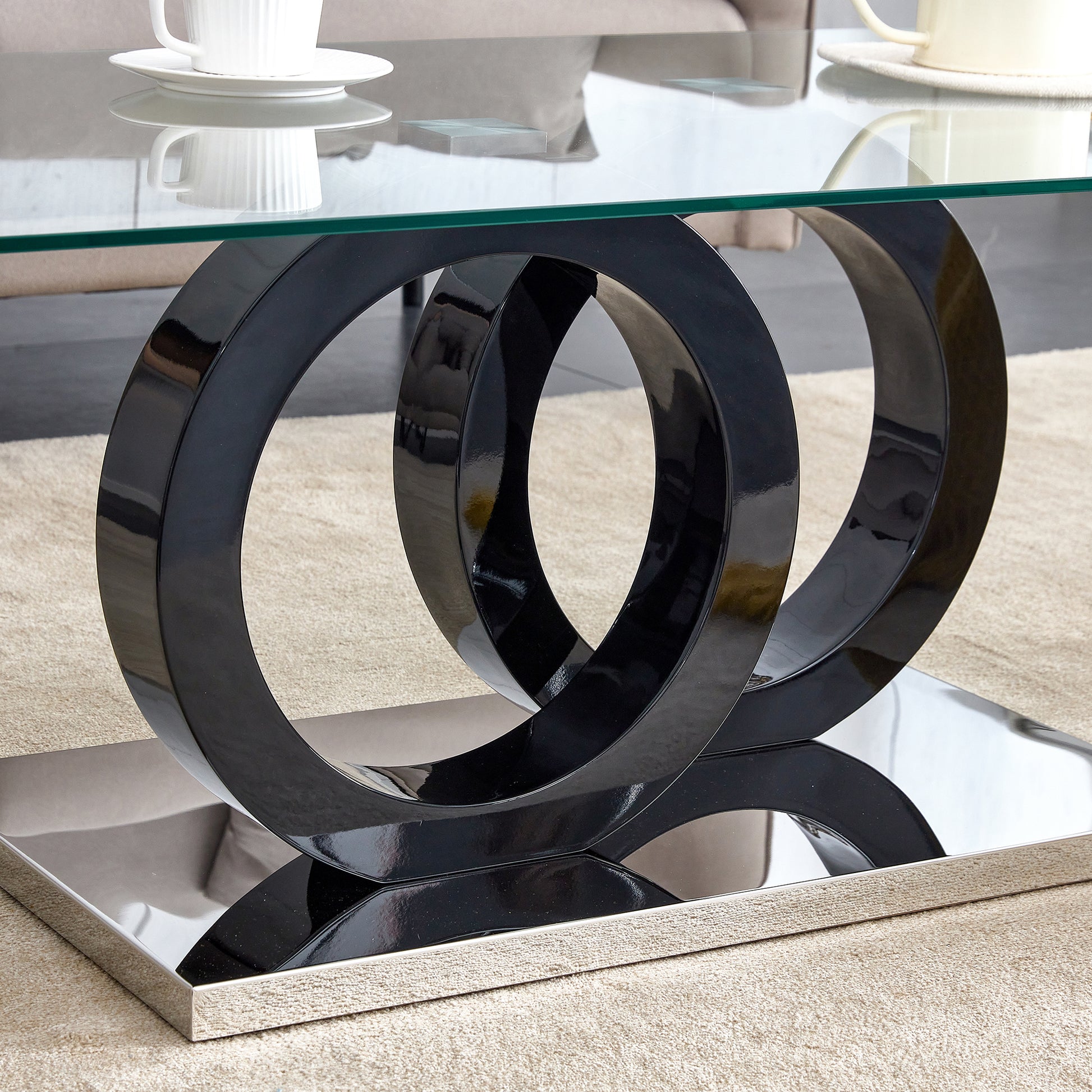 A Rectangular Modern And Fashionable Coffee Table With Tempered Glass Tabletop And Black Legs. Suitable For Living Room. 47.2"*25.4"*17.9" Black Glass