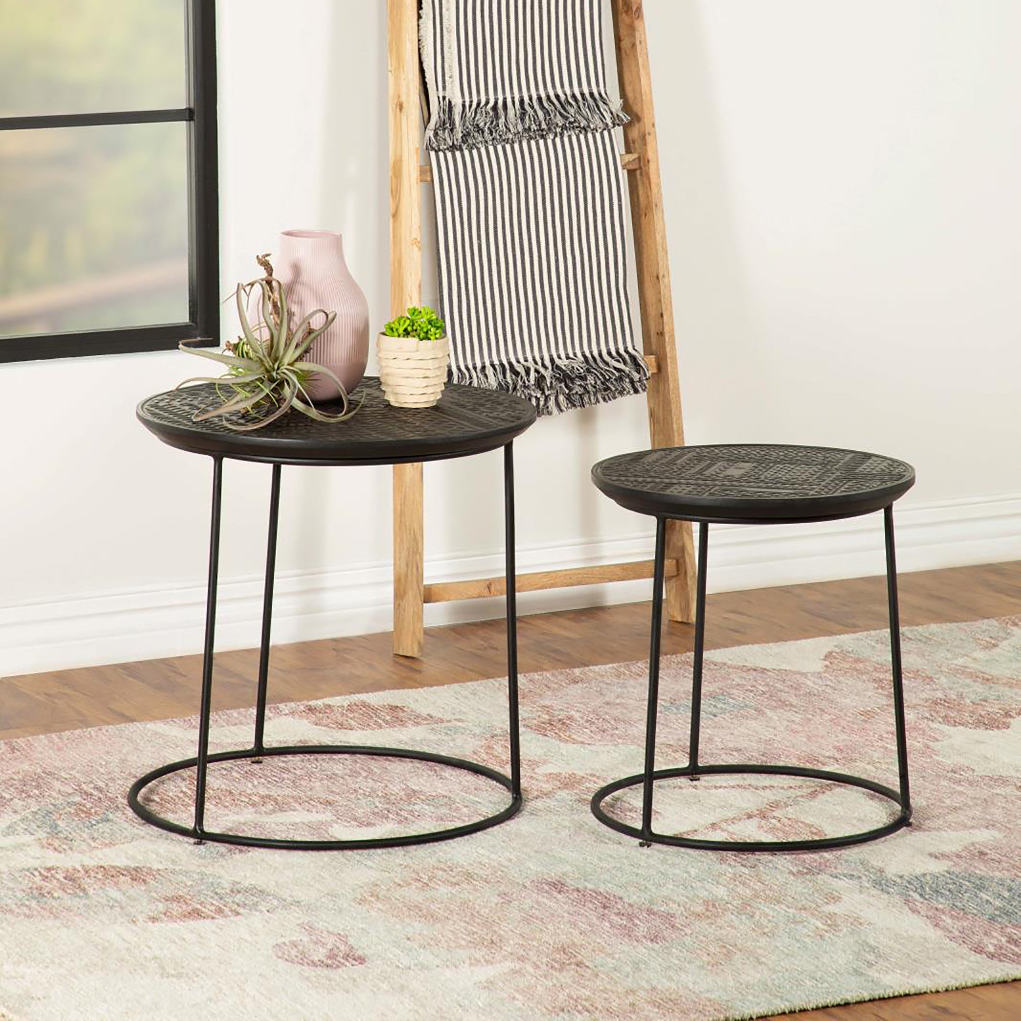 Matte Black 2 Piece Nesting Table Black Primary Living Space Contemporary,Modern Mango Round Coffee & End Tables Wood