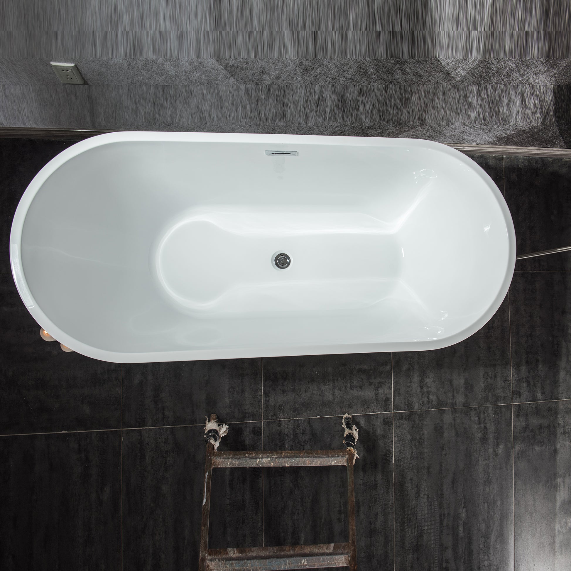 59" Freestanding Acrylic Soaking Bathtub With