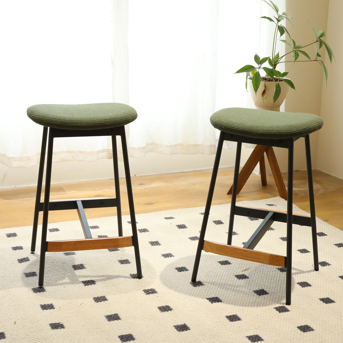 Modern Set Of 2 Bar Stools Comfortable & Stylish Counter Height And Bar Height Bar Stools,Soft Fabric Upholstered, Backless For Kitchen, Dining Room Bar Chairs Green Metal