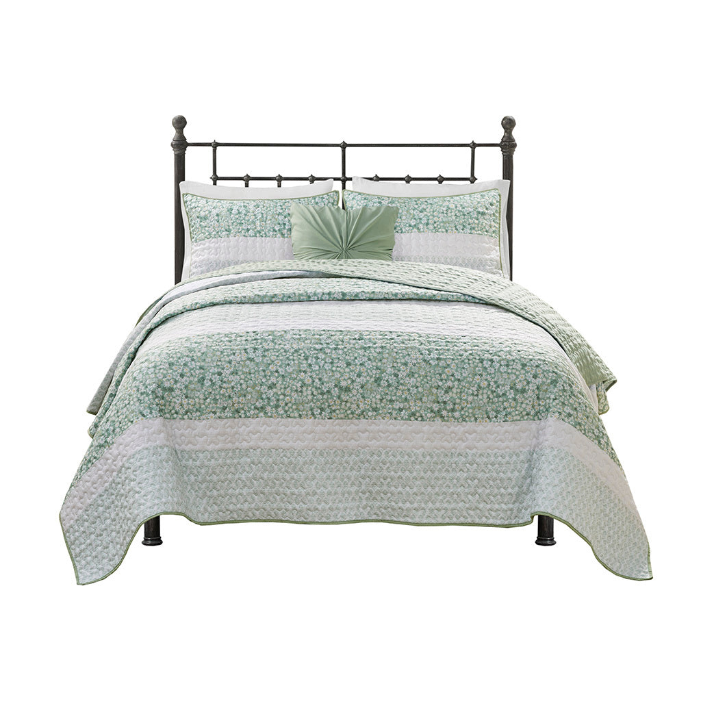 4 Piece Seersucker Quilt Set With Throw Pillow Green Polyester