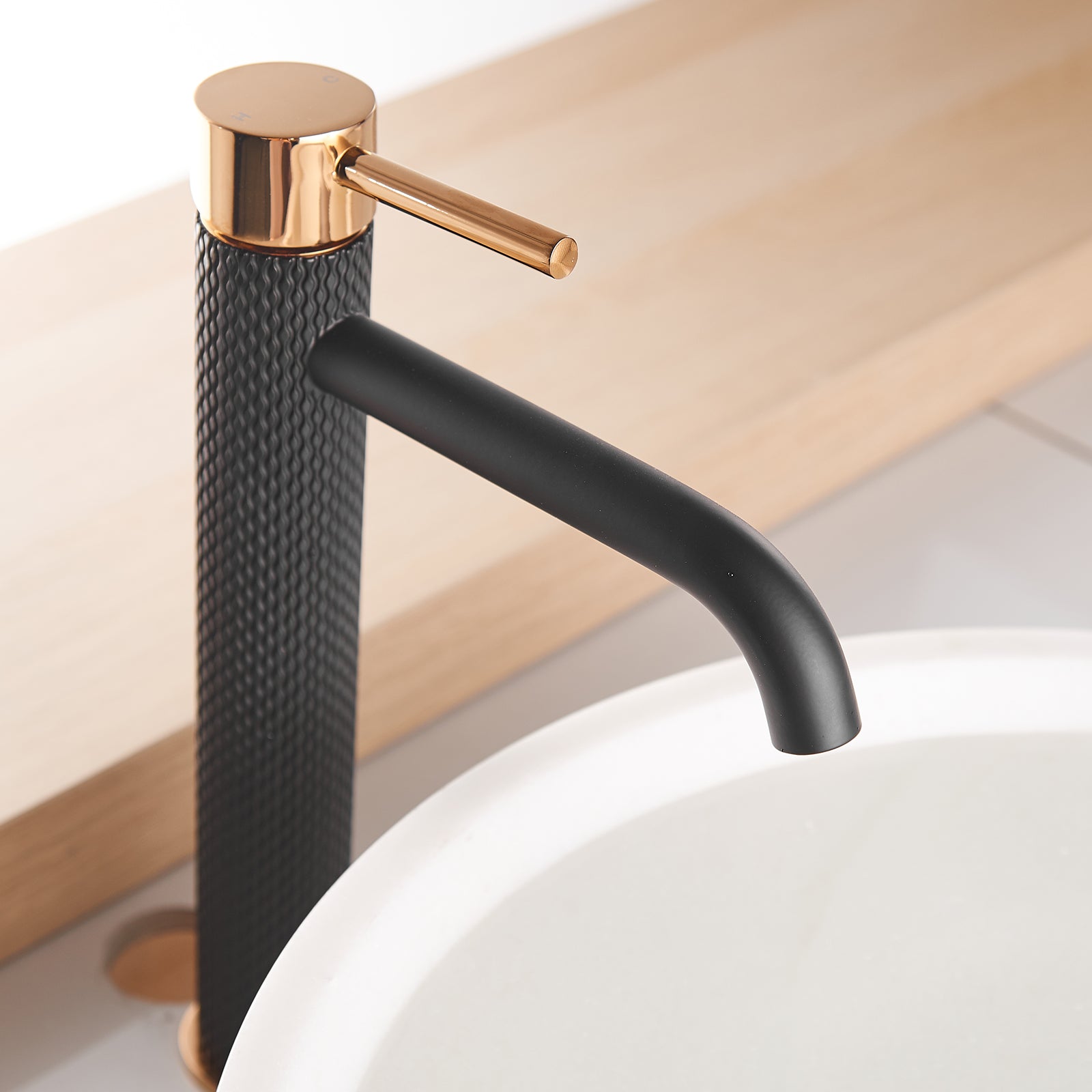 Black Bathroom Faucet, Black And Gold Faucet For Bathroom Sink, Black Single Hole Bathroom Faucet Modern Single Handle Vanity Basin Faucet Bathroom Joystick Geometric One Beige Gold Side Sprayer Deck Mounted Cartridge Valve Single Hole Faucets Matte