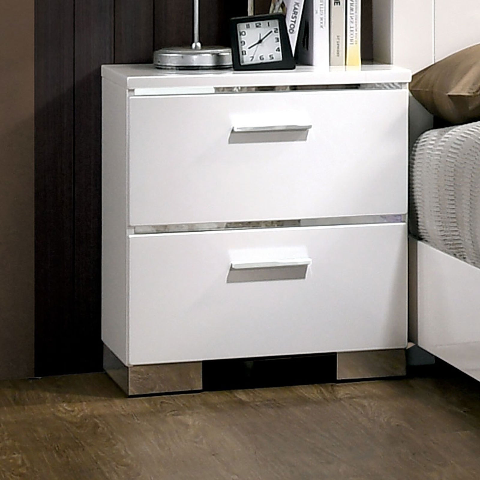 Contemporary 1Pc Nightstand White Color High Gloss Lacquer Coating Chrome Handles And Feet Bedside Table W Usb Charger Bedroom Furniture White 2 Drawers Bedroom Bedside Cabinet Classic,Contemporary,Modern Drawers White Solid Wood