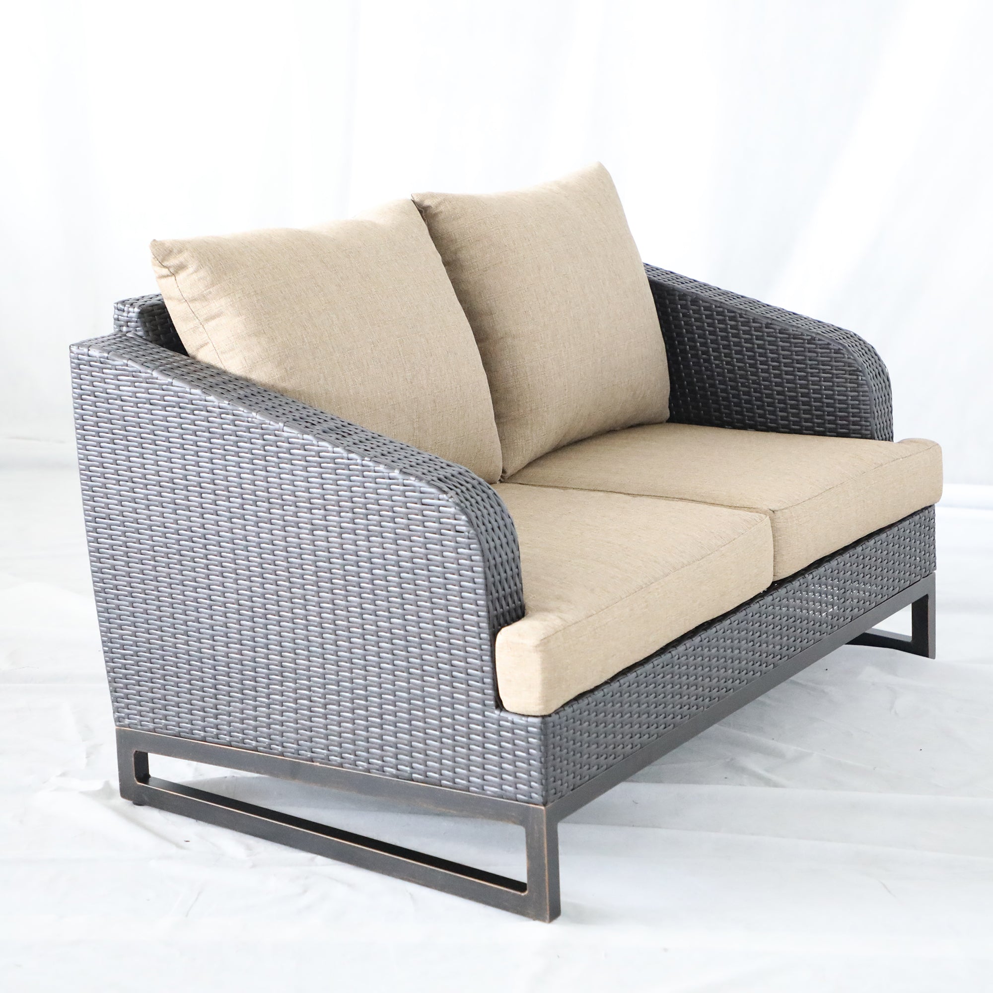 Comal Outdoor Furniture, Wicker Loveseat With