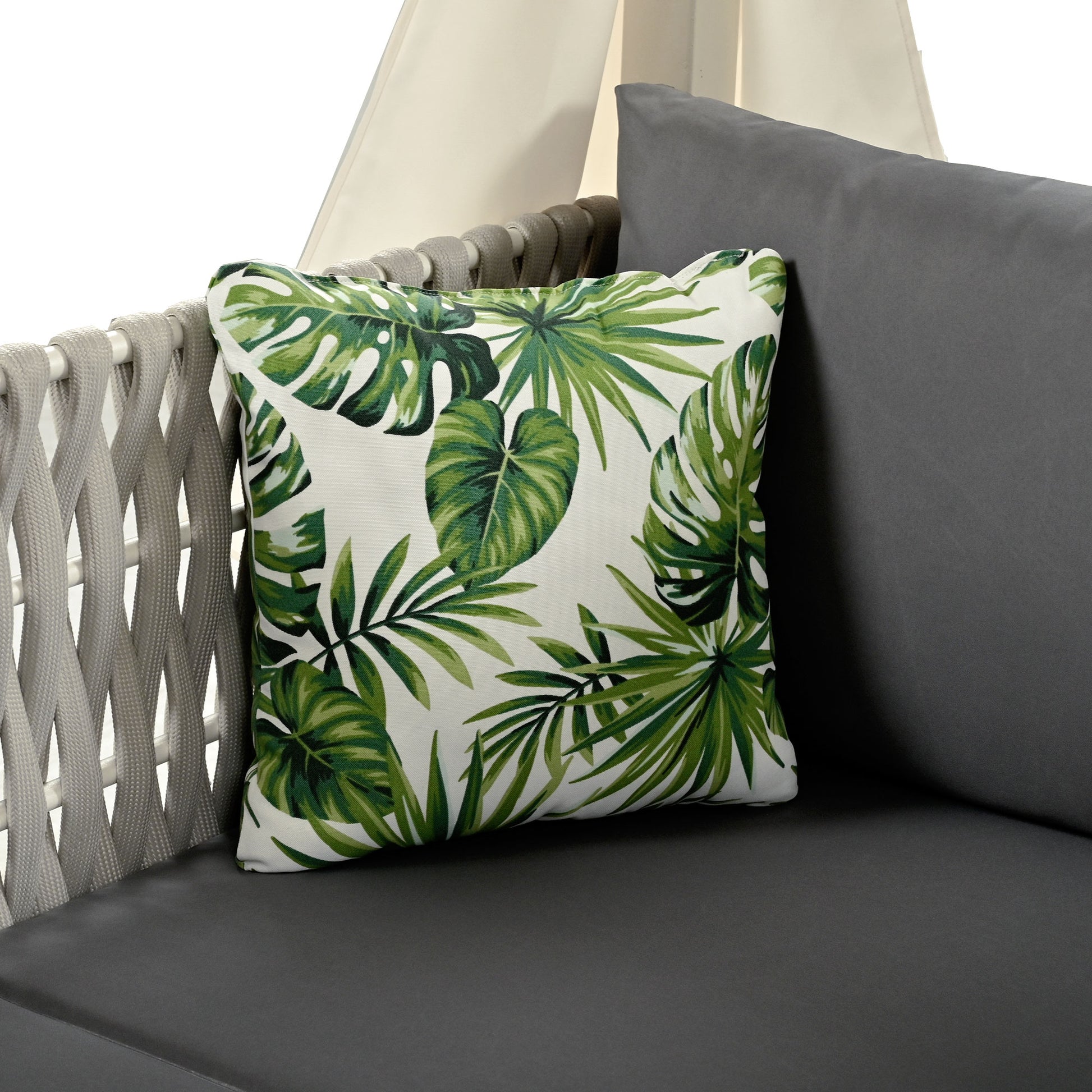 Outdoor Patio Sunbed With Curtains, High Comfort, Suitable For Multiple Scenarios Gray Beige Woven Rope