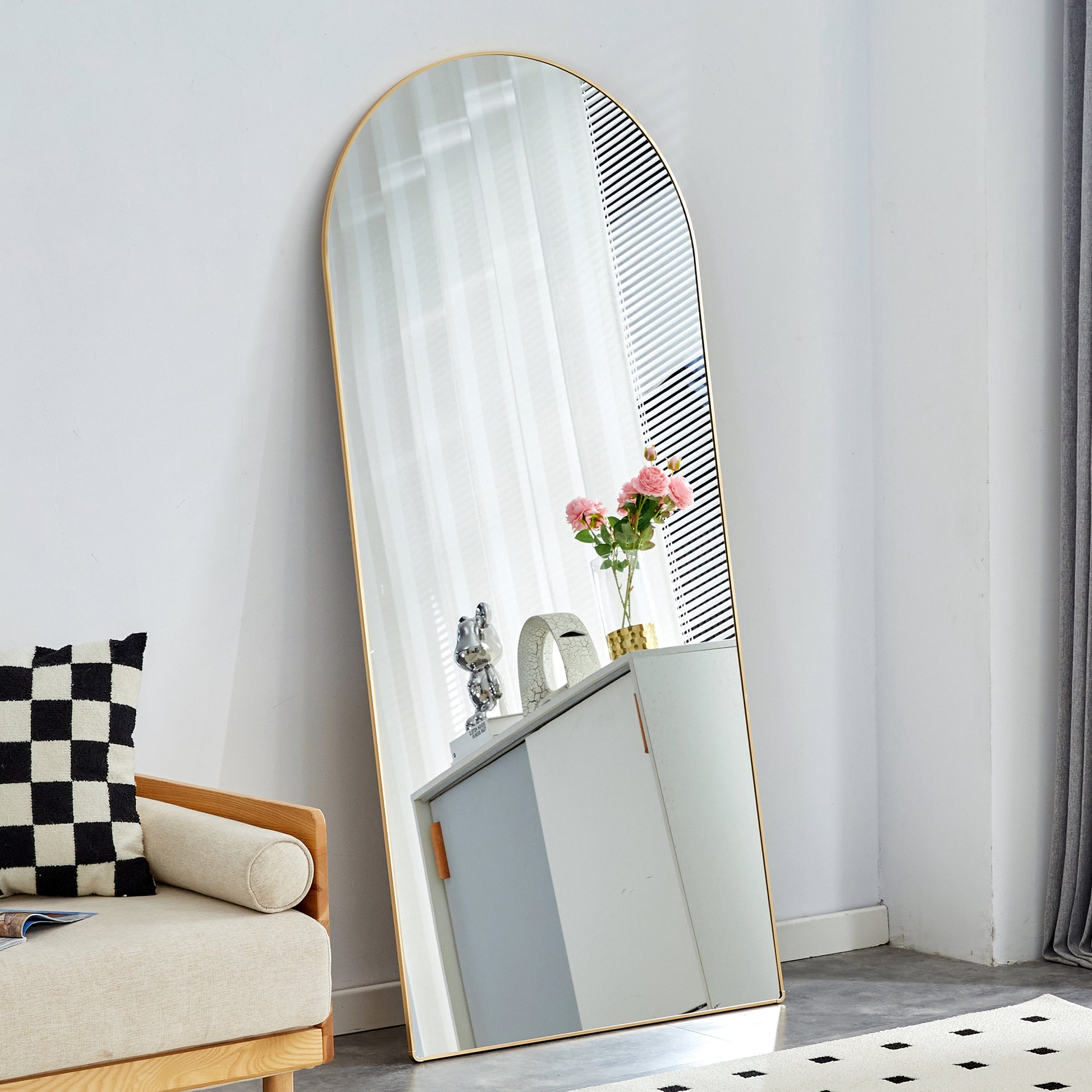 The 4Th Generation Floor Standing Full Length Rearview Mirror. Metal Framed Arched Wall Mirror, Bathroom Makeup Mirror, Floor Standing Mirror With Bracket. 71 "* 31" Am Transparent Glass