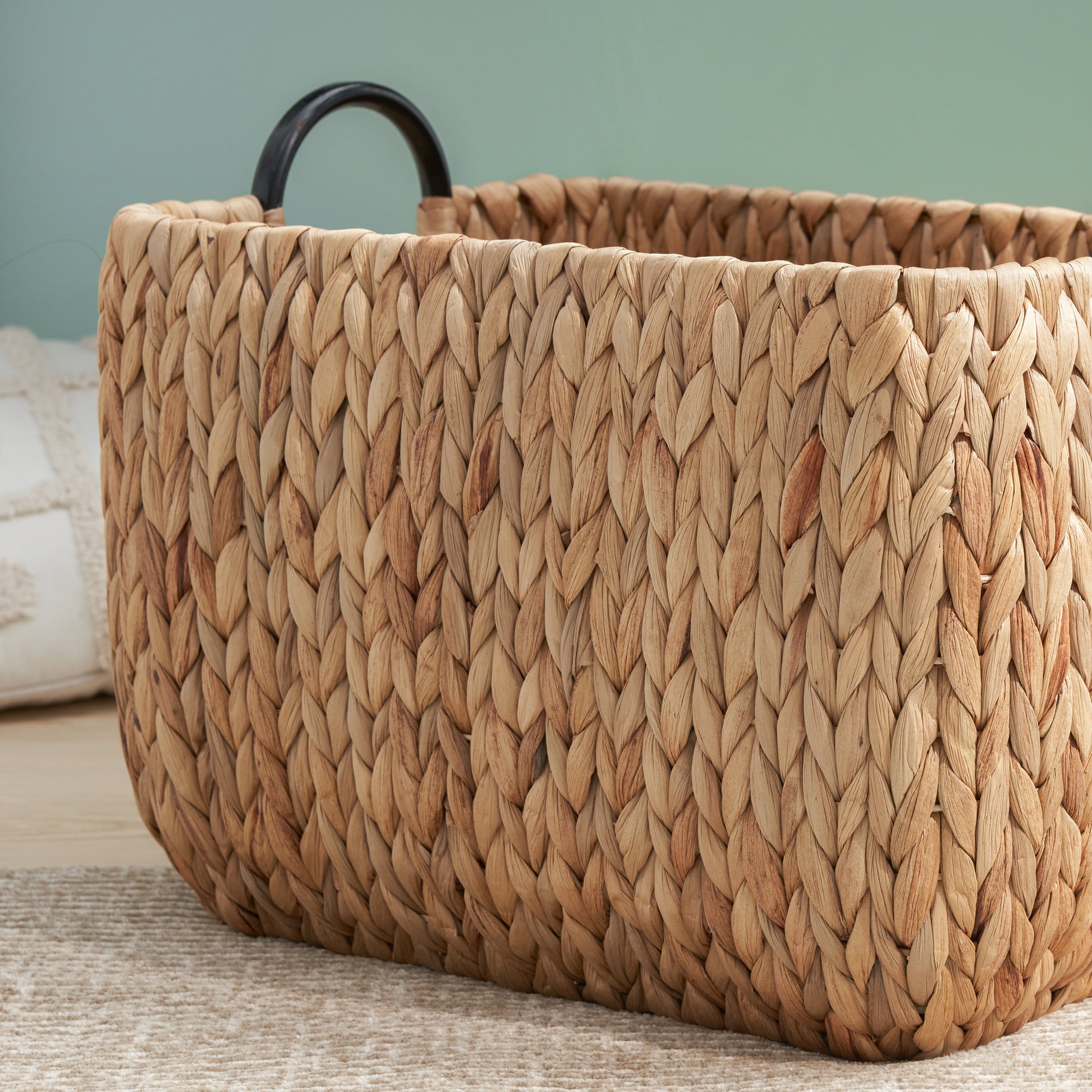 Rectangular Multi Purpose Water Hyacinth Woven Wicker Baskets With Handles 16" X 12" X 13" Natural Brown For Towel, Toys, Magazine And Kitchen Storage Brown Black Wicker Water Hyacinth