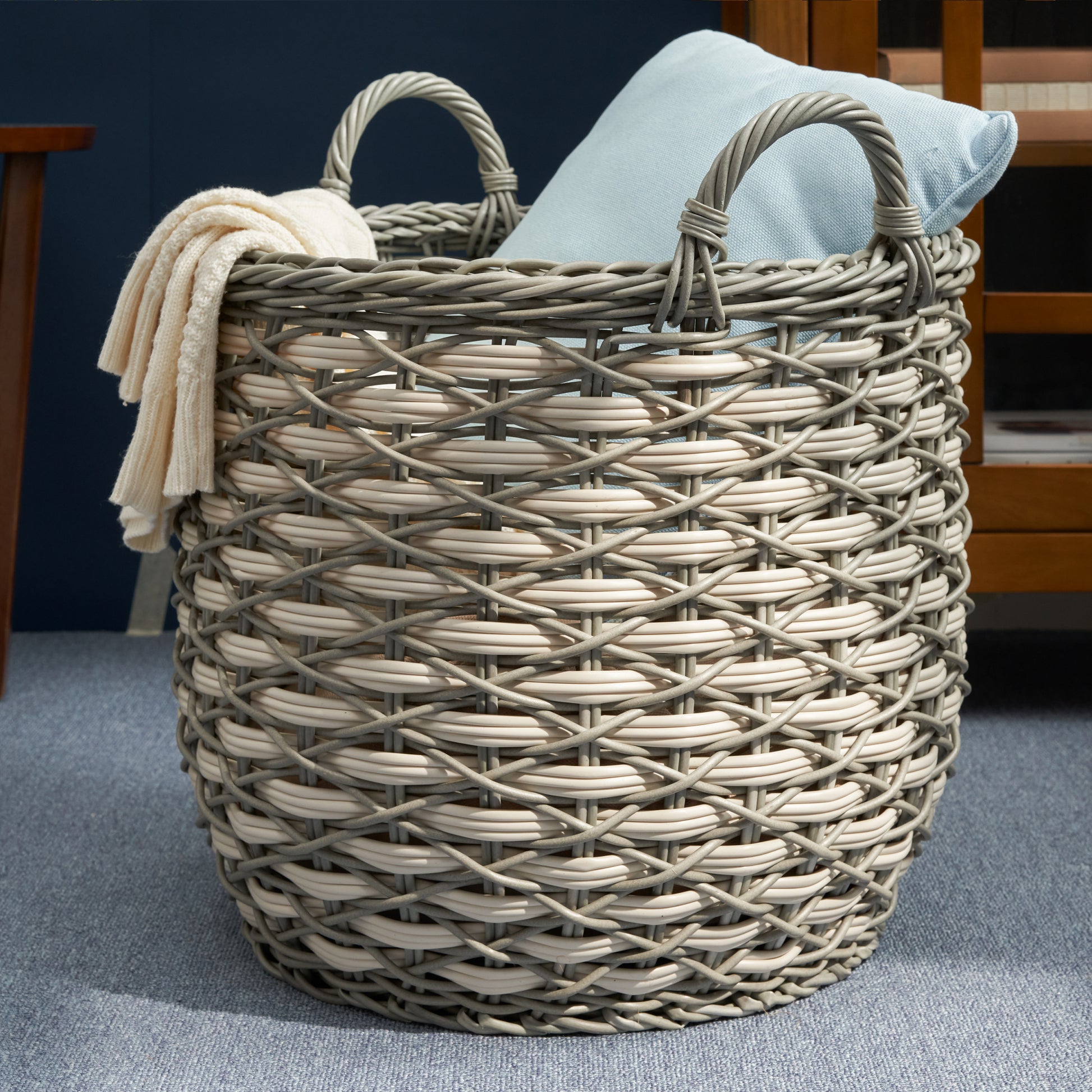 Zita Round Resin Woven Wicker Multi Use Storage Basket With Handles 18" X 18" X 19.6" White Gray For Towel, Toys, Magazines Storage And Home Decoration Cream Grey Wicker Wicker