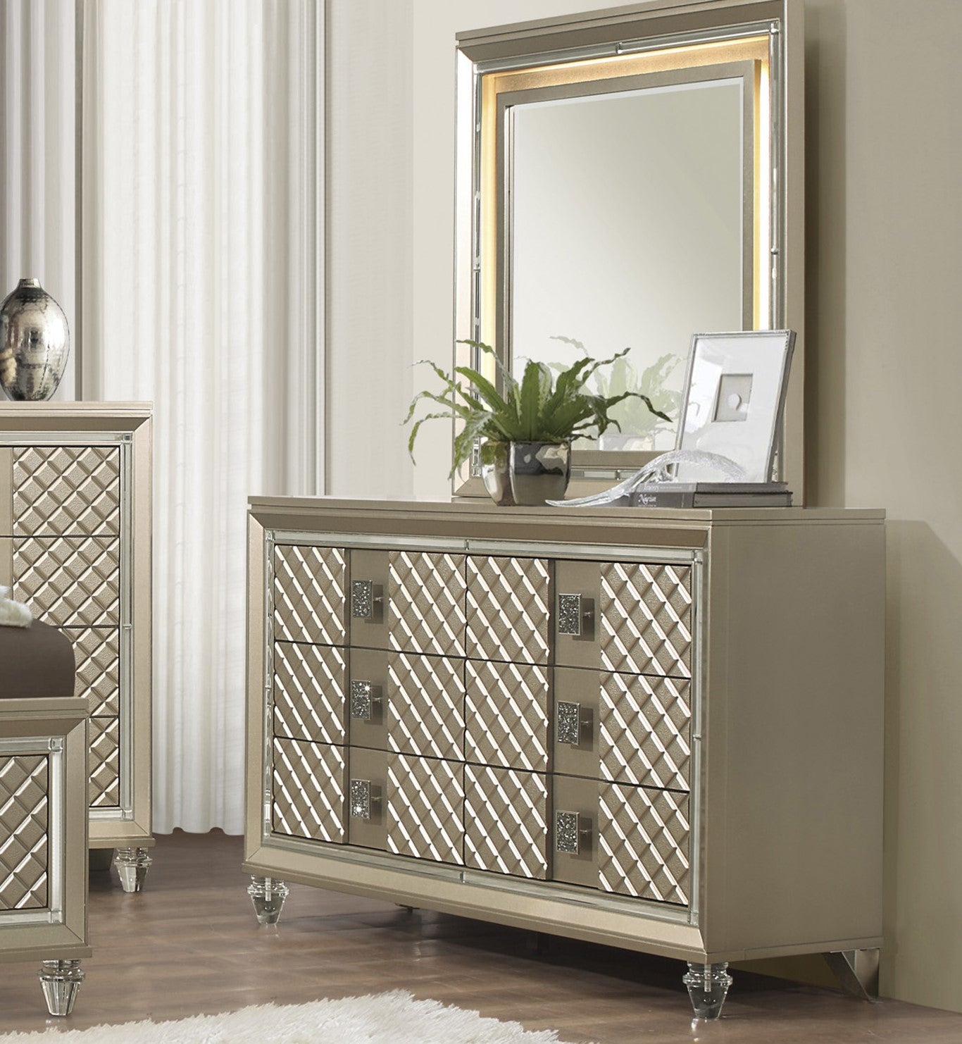 ultra modern dresser Rocca Dresser (6 Drawers)