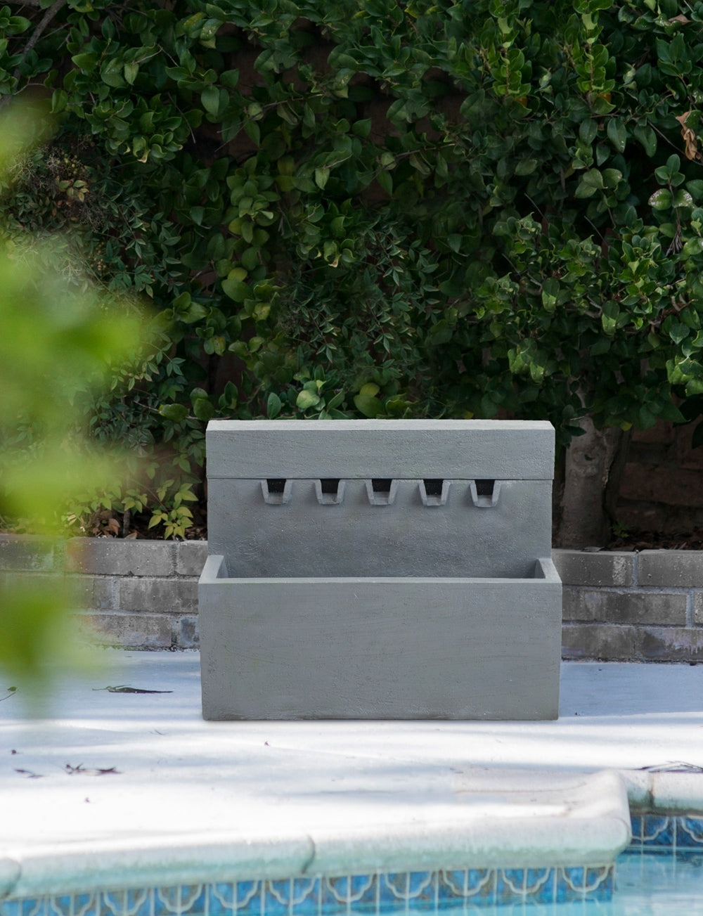 11.8x30.7x23.6" Decorative Gray Fountain with gray-garden &