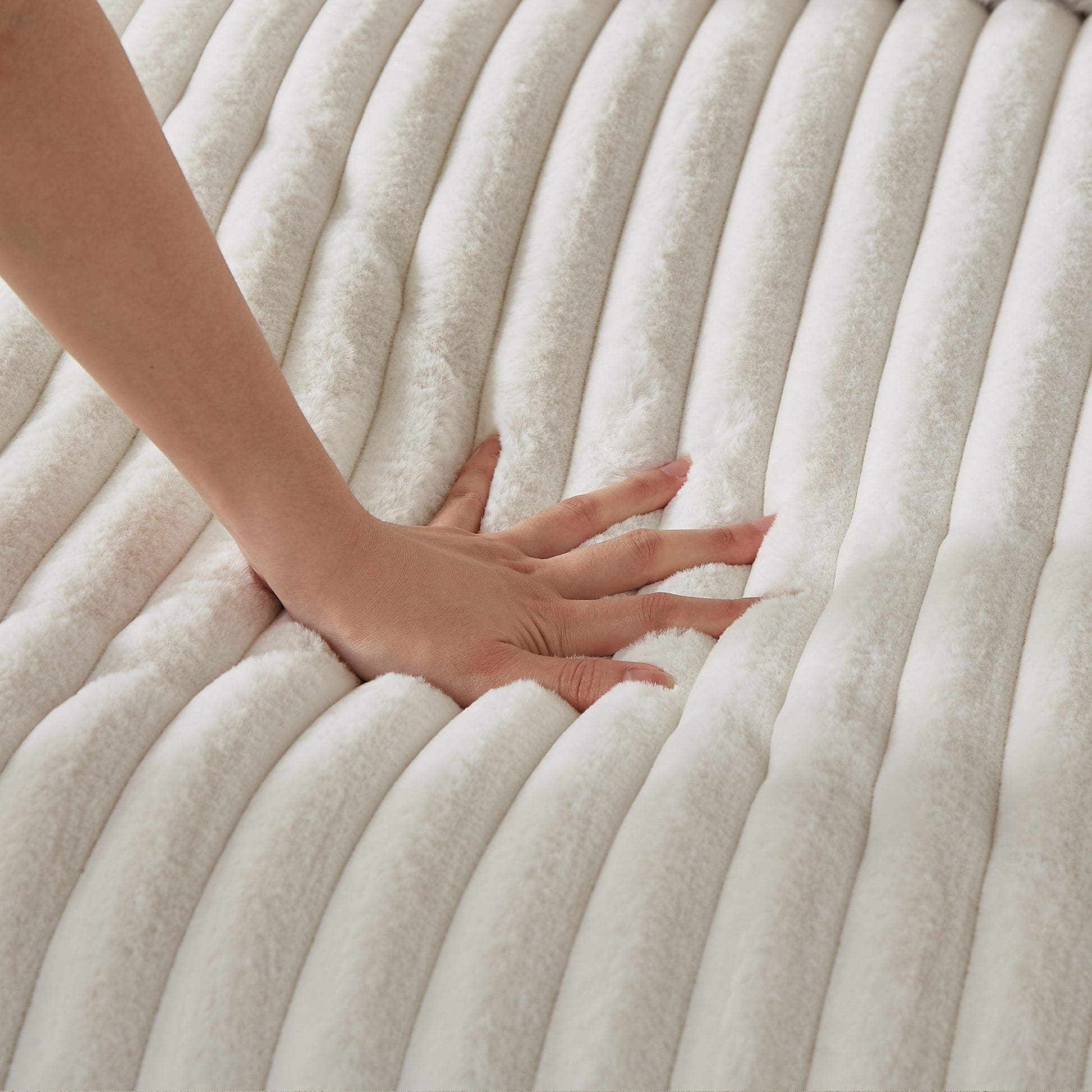 128 Inch Corduroy With Cup Holder Super Large L Shaped Sofa, Movable Footrest, Four Waist Pillows And Four Back Cushion, With Usb Port And T Pyce Port Beige Corduroy 3 Seat