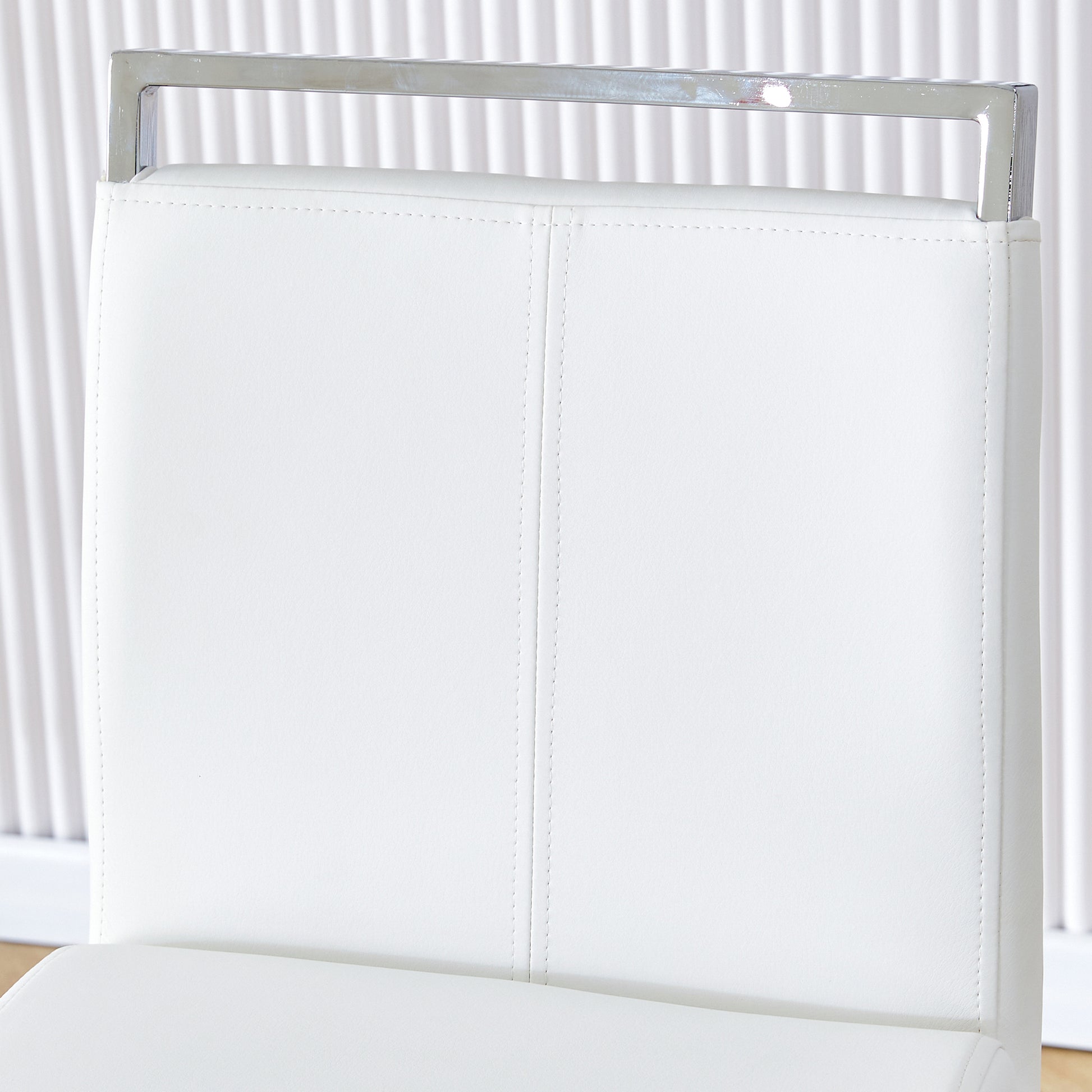 Table And Chair Set. A Rectangular Glass Dining Table With A 0.4 Inch Tempered Glass Tabletop And Mdf Board V Shaped Bracket, Paired With Chairs Consisting Of Pu Seat Cushions And Silver Metal Legs. White Black Seats 4 Tempered Glass