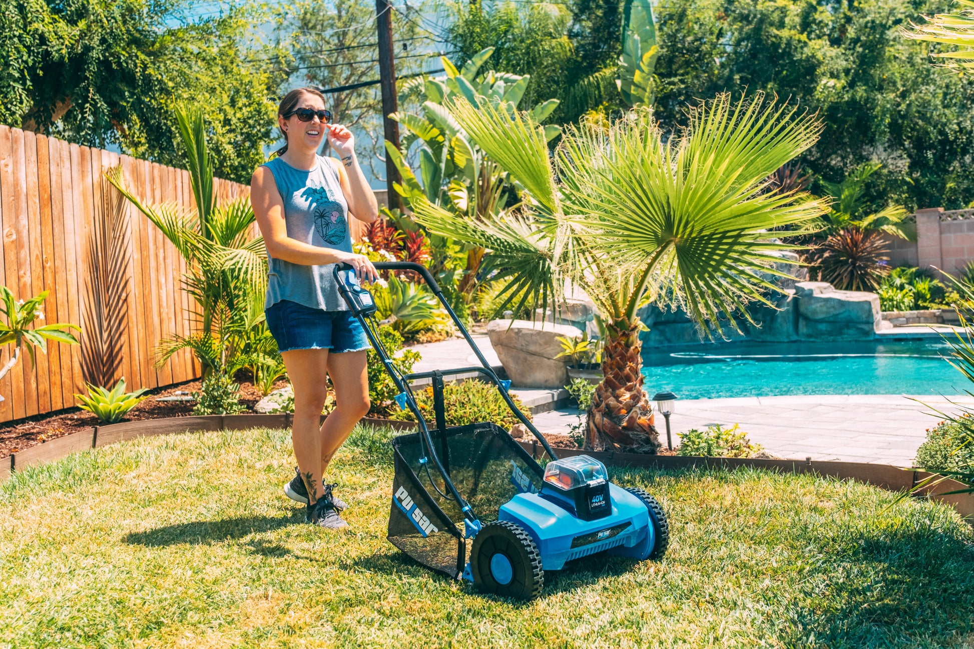 40V 16" Path Reel Mower Black Blue Metal