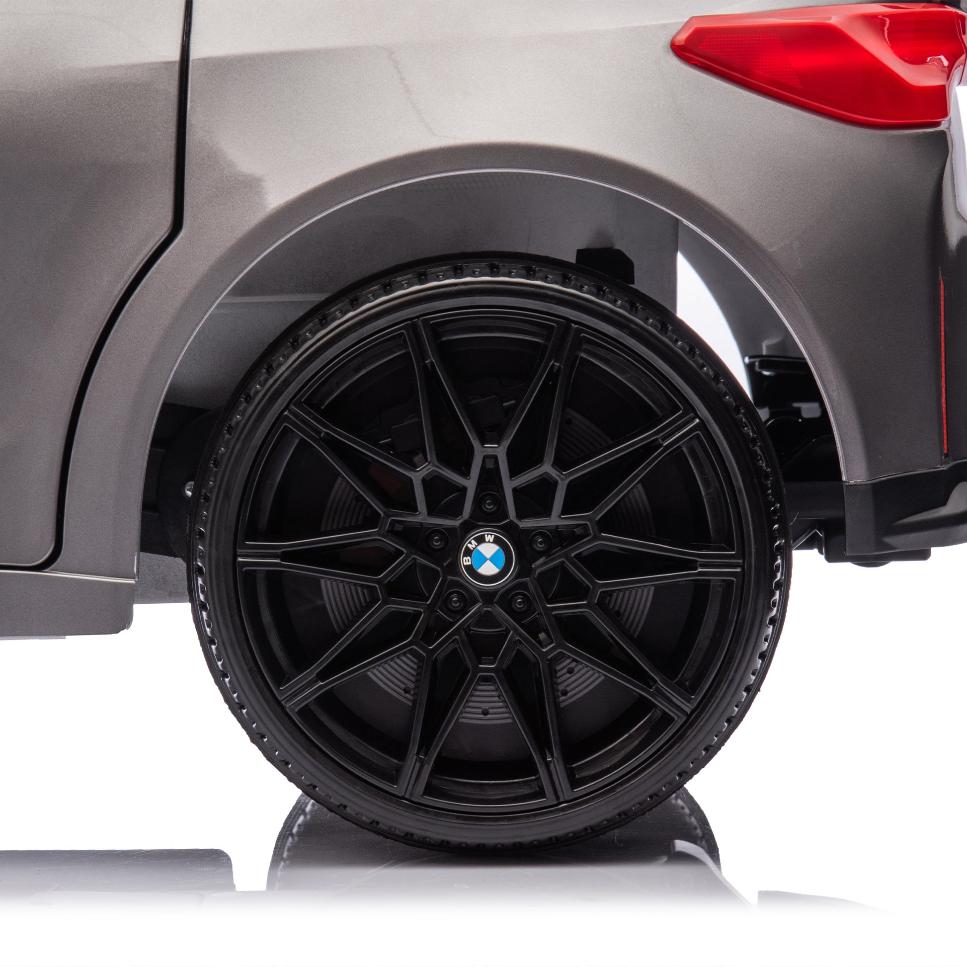 Bmw M4 12V Kids Ride On Painting Toy Car 2.4G W Parents Remote Control,Three Speed Adjustable,Power Display, Usb,Mp3 ,Bluetooth,Led Light,Story,A Handle With Wheels And A Pull, Easy To Carry Silver Polypropylene