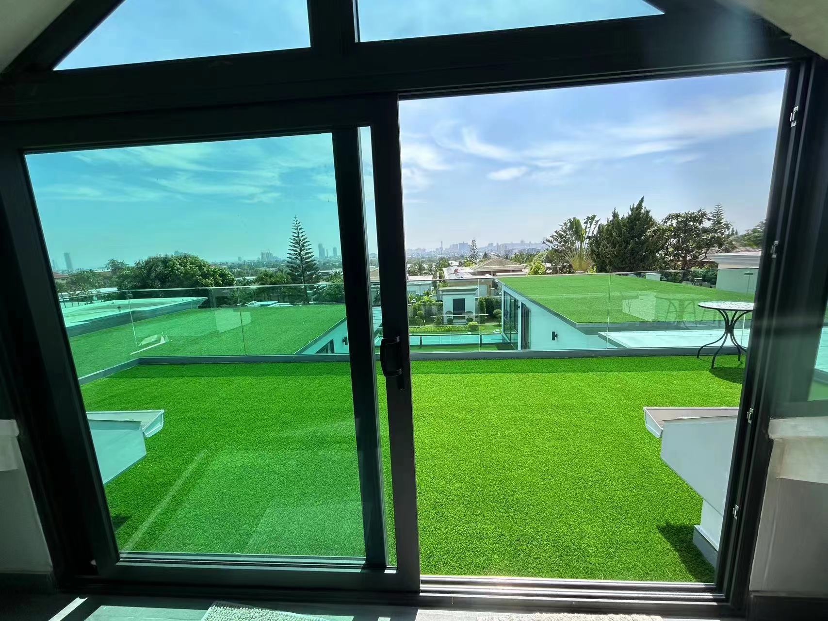 4Ftx10Ft Outdoor Artificial Grass Runner Rug, Thick Realistic Fake Grass Roll Decor Patio Balcony Garden Lawn, Dog Pets Turf Drain Mat, 1.38" Pile Height Green Garden & Outdoor Polypropylene Polyethylene