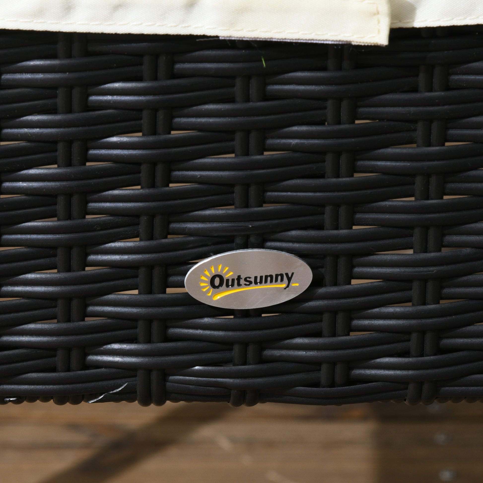 Outsunny 4 Pe Rattan Outdoor Dining Chairs With Cushions, Patio Wicker Dining Chairs With Backrests For Porch, Deck, Garden, Cream White Cream White Steel