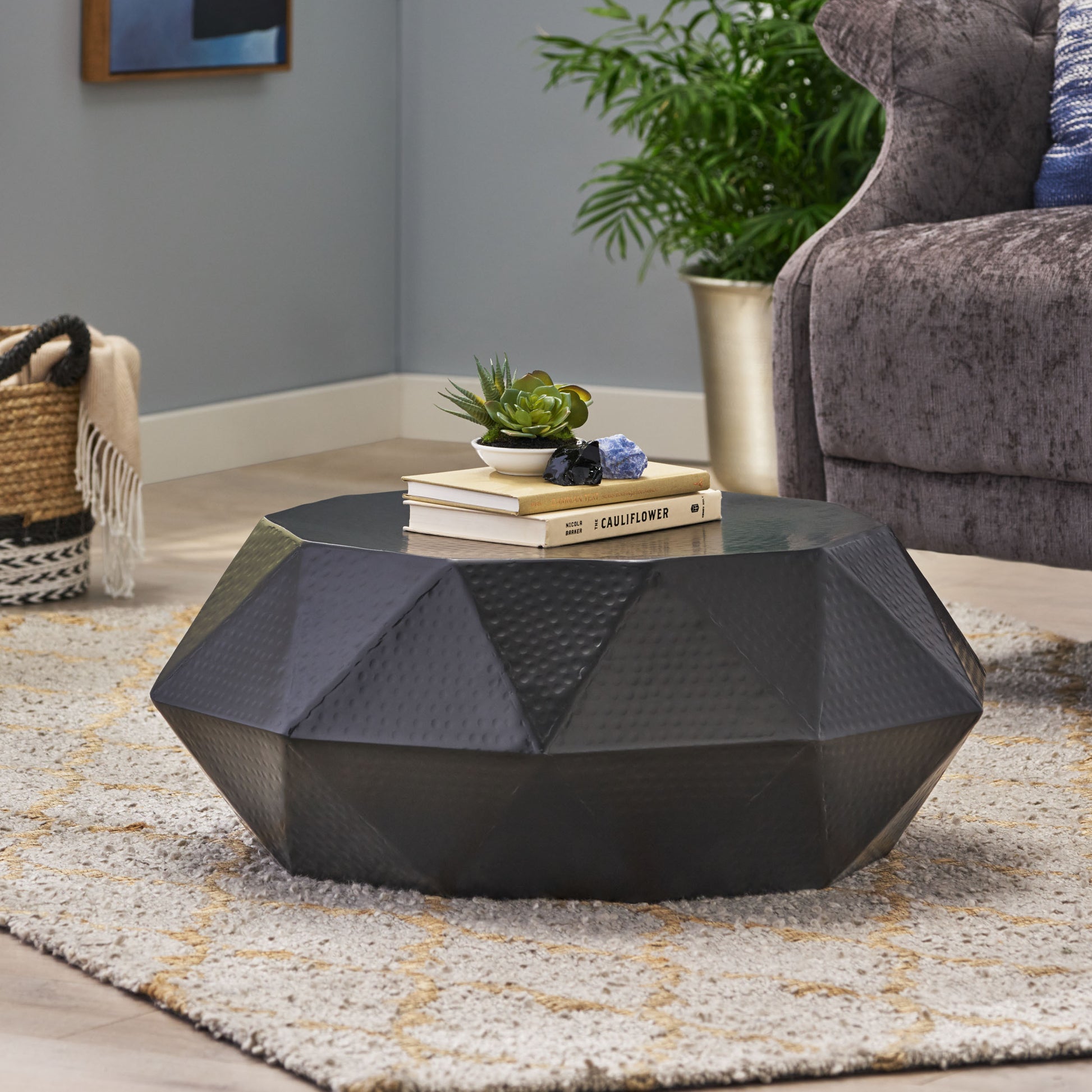 Polygonal Coffee Table Black Aluminium