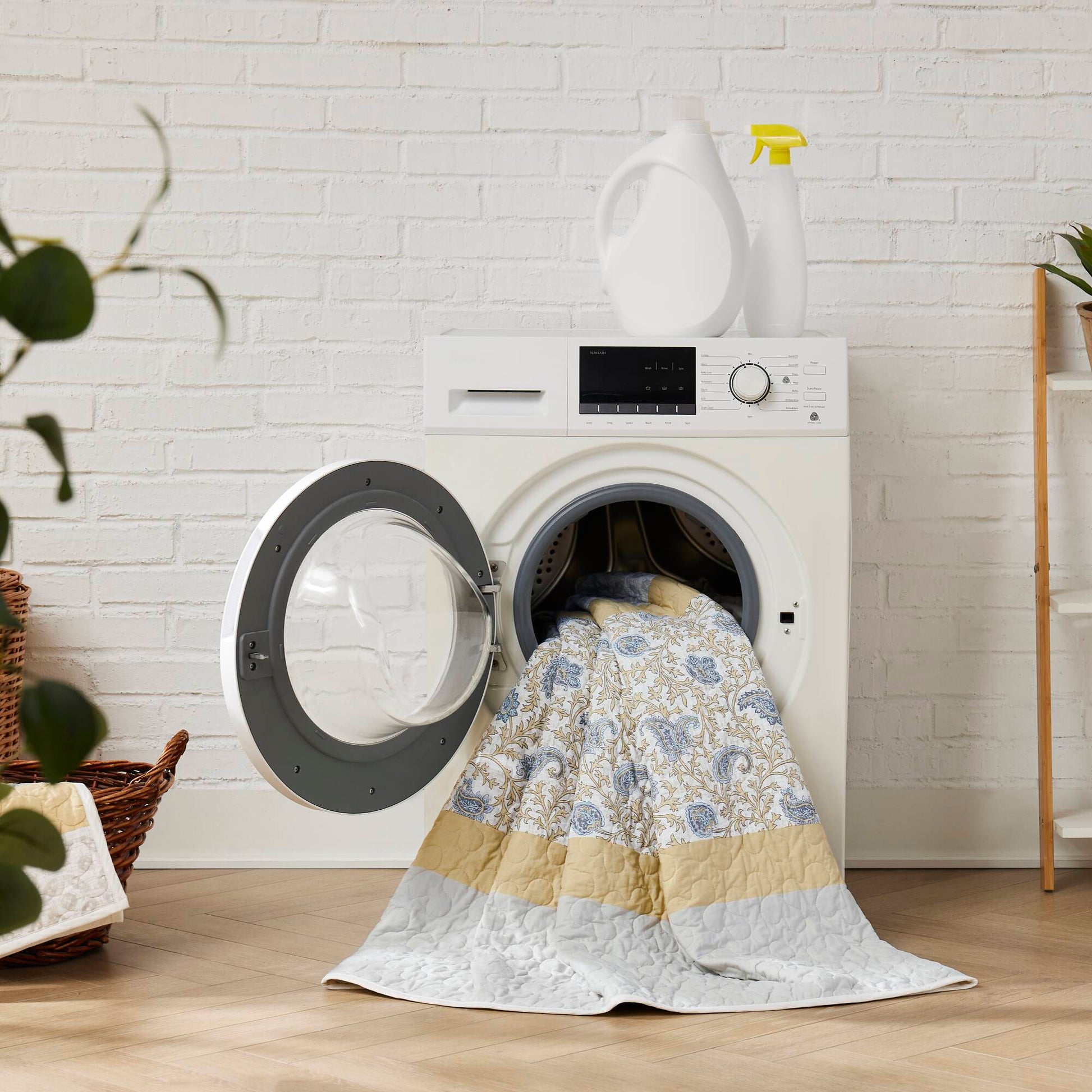 6 Piece Cotton Percale Quilt Set With Throw Pillows Yellow Full Queen Full Yellow Polyester