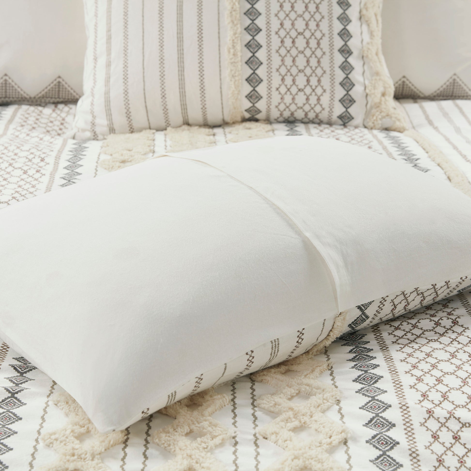 Cotton Printed Comforter Set With Chenille Ivory Full Queen Queen Ivory Cotton