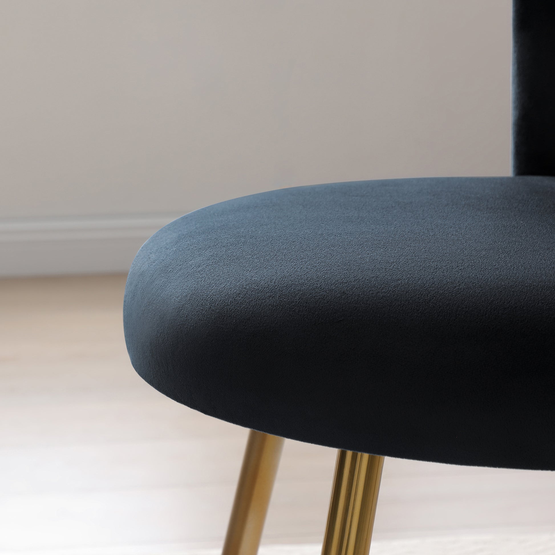 Modern Velvet Dining Chairs Set Of 2, Upholstered Woven Dining Chair With Golden Metal Legs, Upholstered Dining Chairs For Dining Room, Kitchen, Vanity, Living Room Black Primary Living Space Foam Velvet