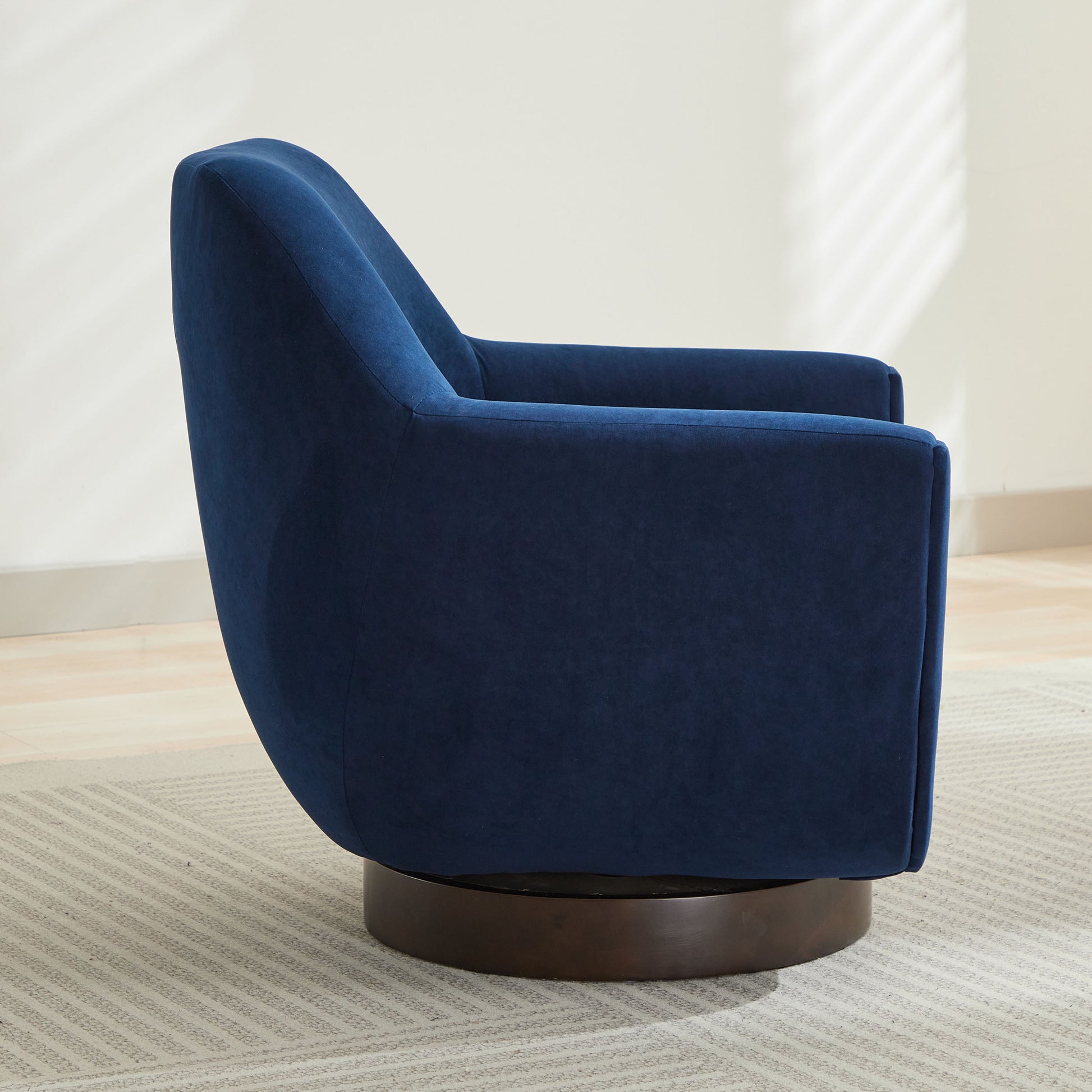 U Shaped Fully Assembled Swivel Chair Velvet Accent Chair Armchair Round Barrel Chair For Living Room Bedroom, Navy Blue Navy Blue Velvet