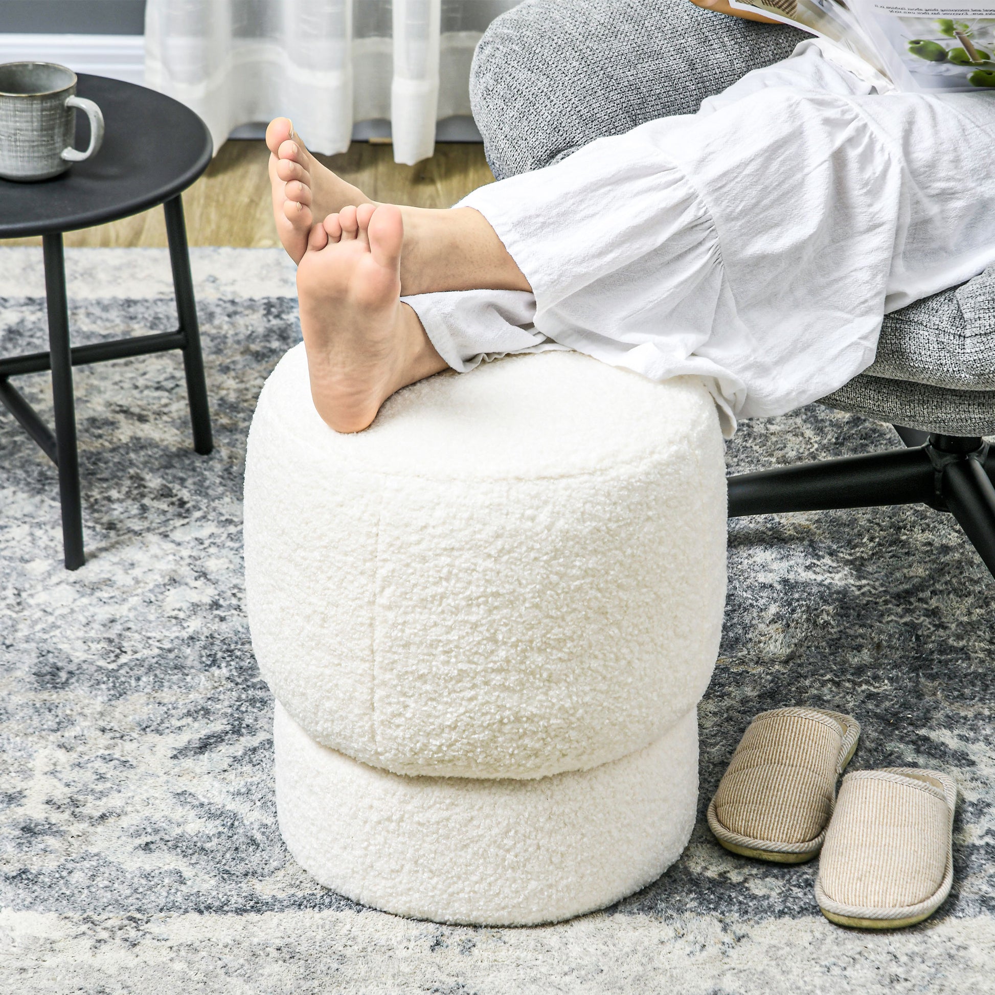 Homcom Modern Round Ottoman, Teddy Fleece Fabric Upholstered Foot Stool With Padded Seat For Living Room, Entryway, White Cream White Polyester