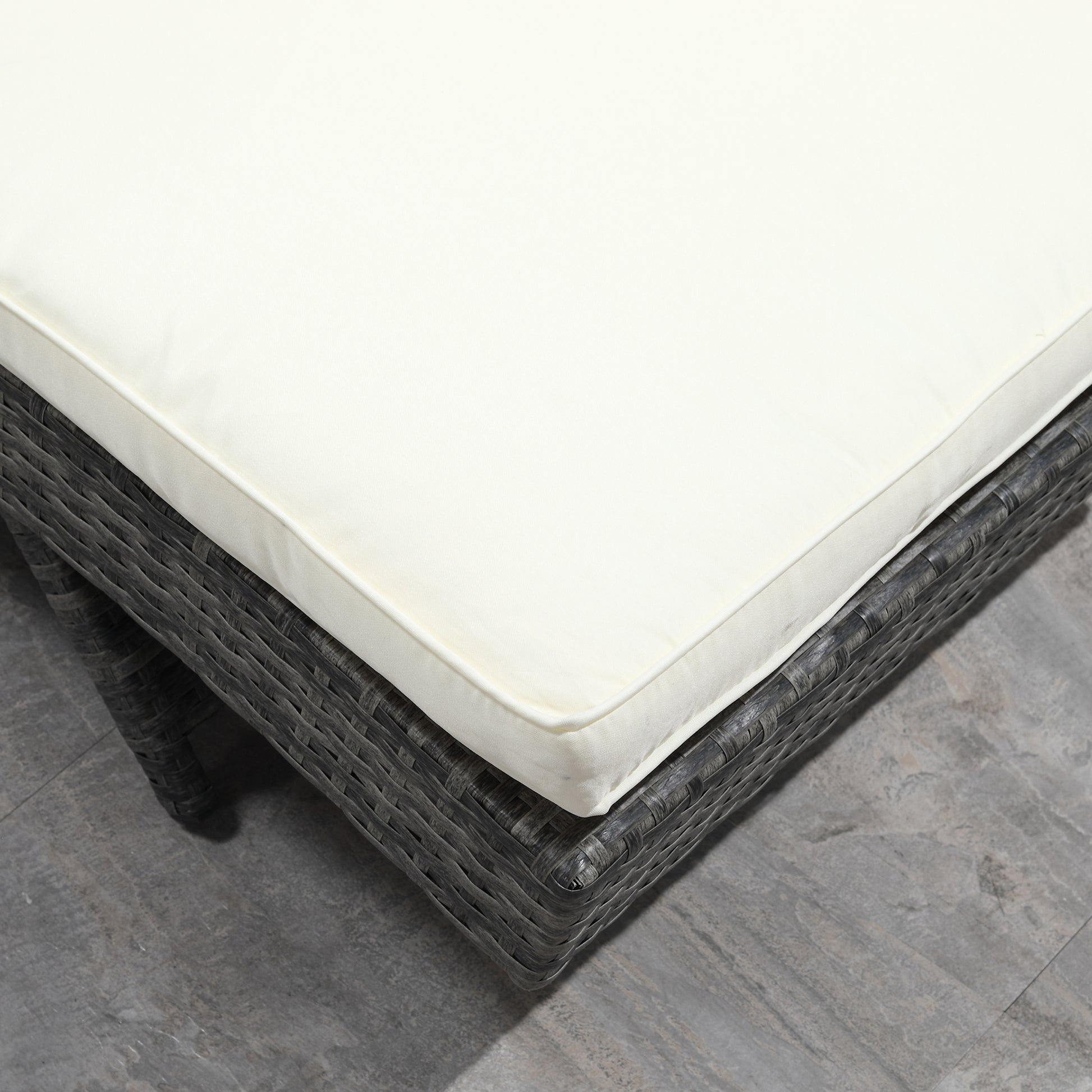 Outsunny Wicker Chaise Lounge Pool Chair, Outdoor Pe Rattan Cushioned Patio Sun Lounger W 5 Level Adjustable Backrest & Wheels For Easy Movement, Cream White Cream White Rattan