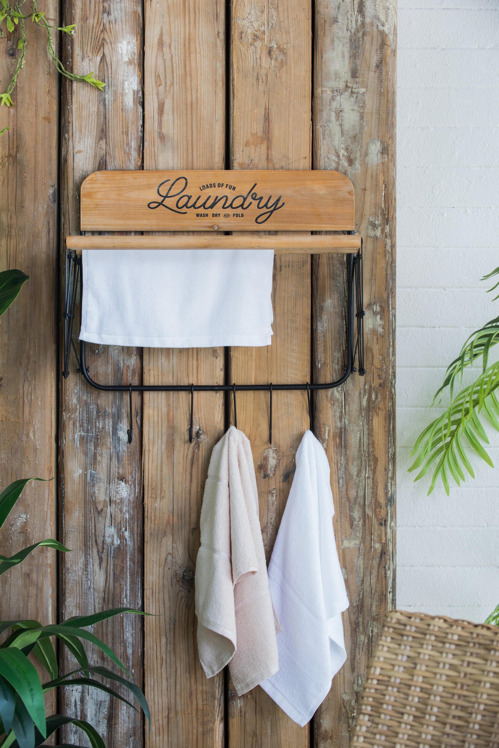 20X14X20" Laundry Rack With Accordion Design, Brown And Black Black Brown Iron