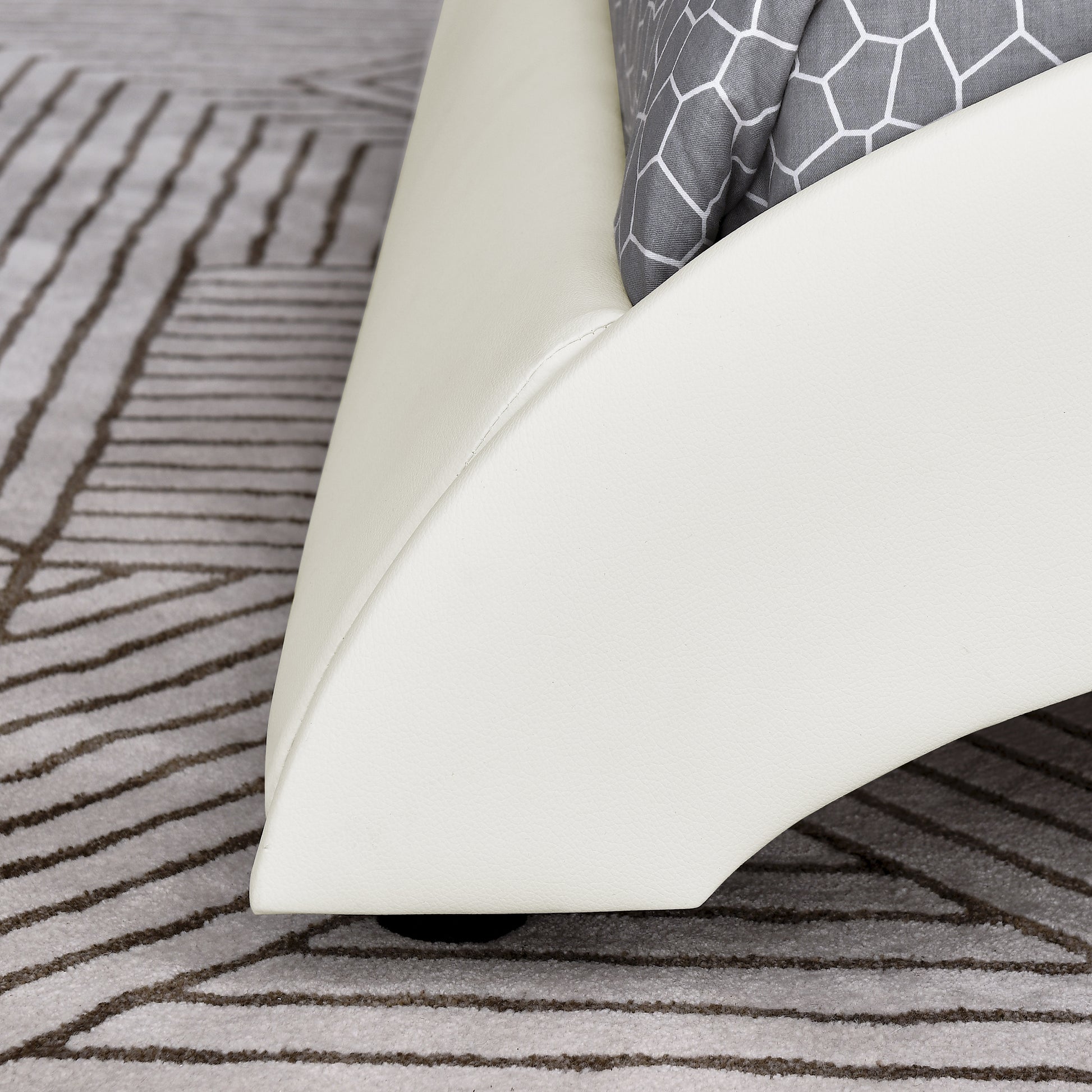 Queen Bed Frame Modern Faux Leather Upholstered Platform Bed Frame With And Headboard Wave Like Curve Low Profile Bed Frame,Wood Slats Support,Easy Assembly,White Queen White Pu