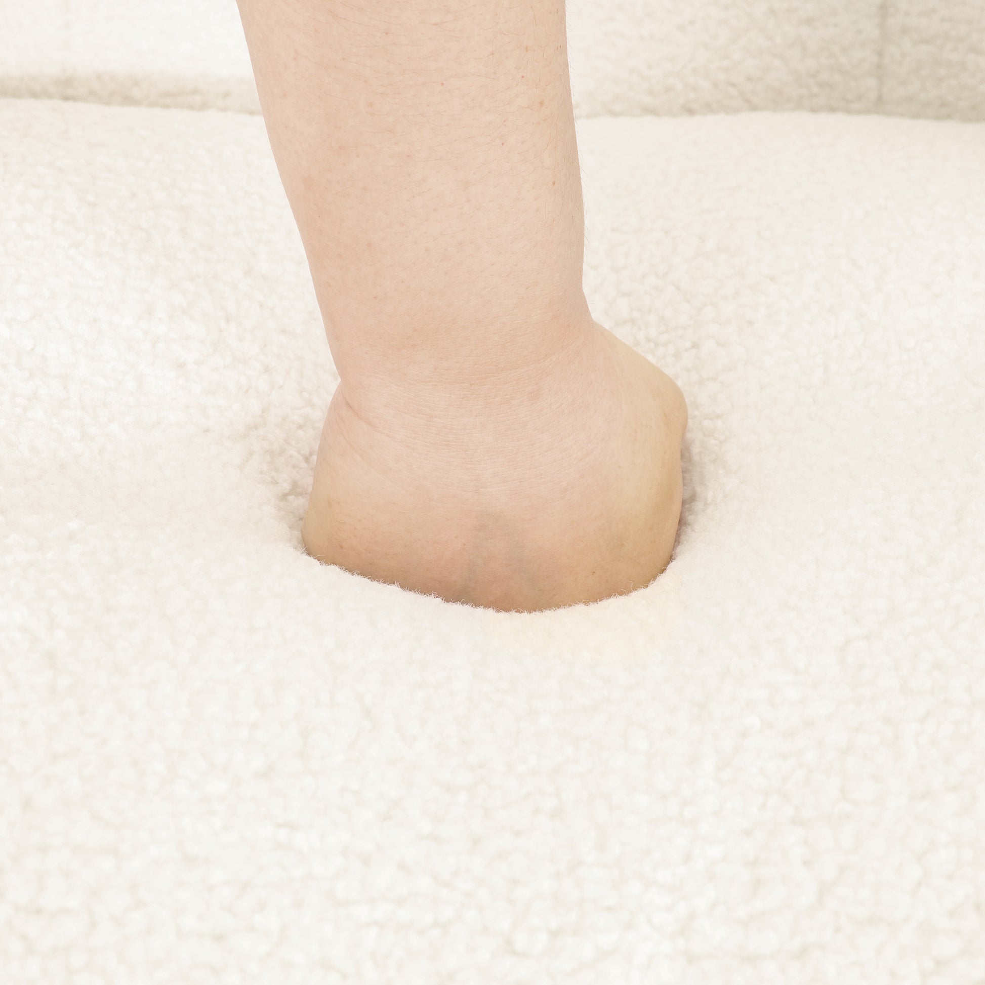 Upholstered Accent Chair Tufted Armchair For Living Room And Bedroom, Beige Beige Birch Foam Teddy