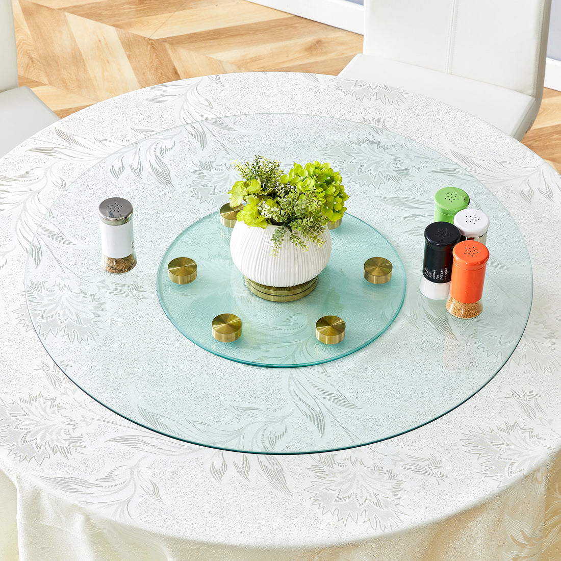 Double Layer Rotatable Round Glass.The Rotatable Design Makes It More Convenient To Retrieve And Place Items.The Upper Glass Has A Diameter Of 30.3 Inches, While The Lower Glass15 Inches.