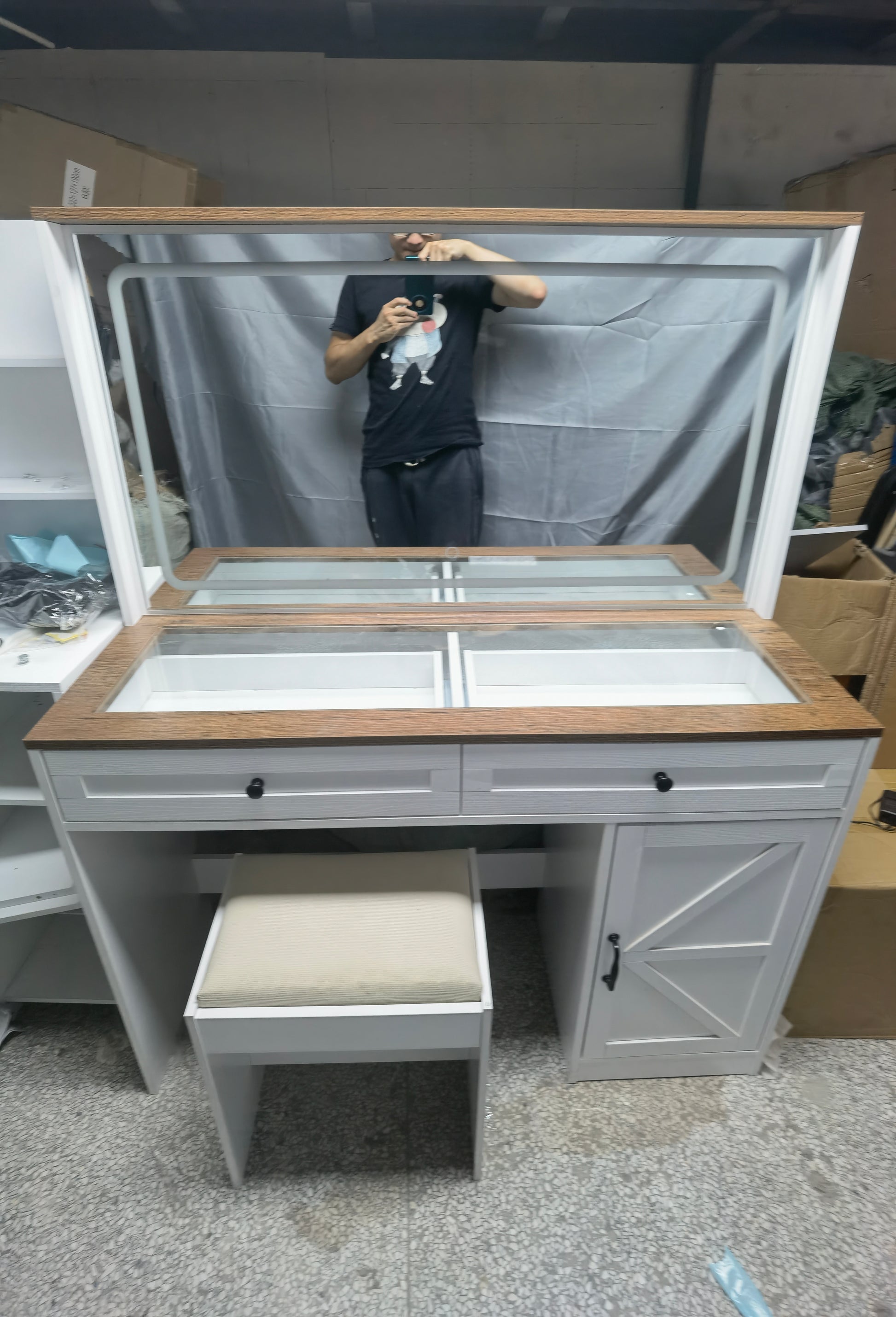 43.3"Makeup Vanity Table, Makeup Table With Large Mirror And Led Light Strip, Brightness Adjustable, Dressing Table Desk With 3 Drawers, Vanity Desk For Women White With Stool White Particle Board