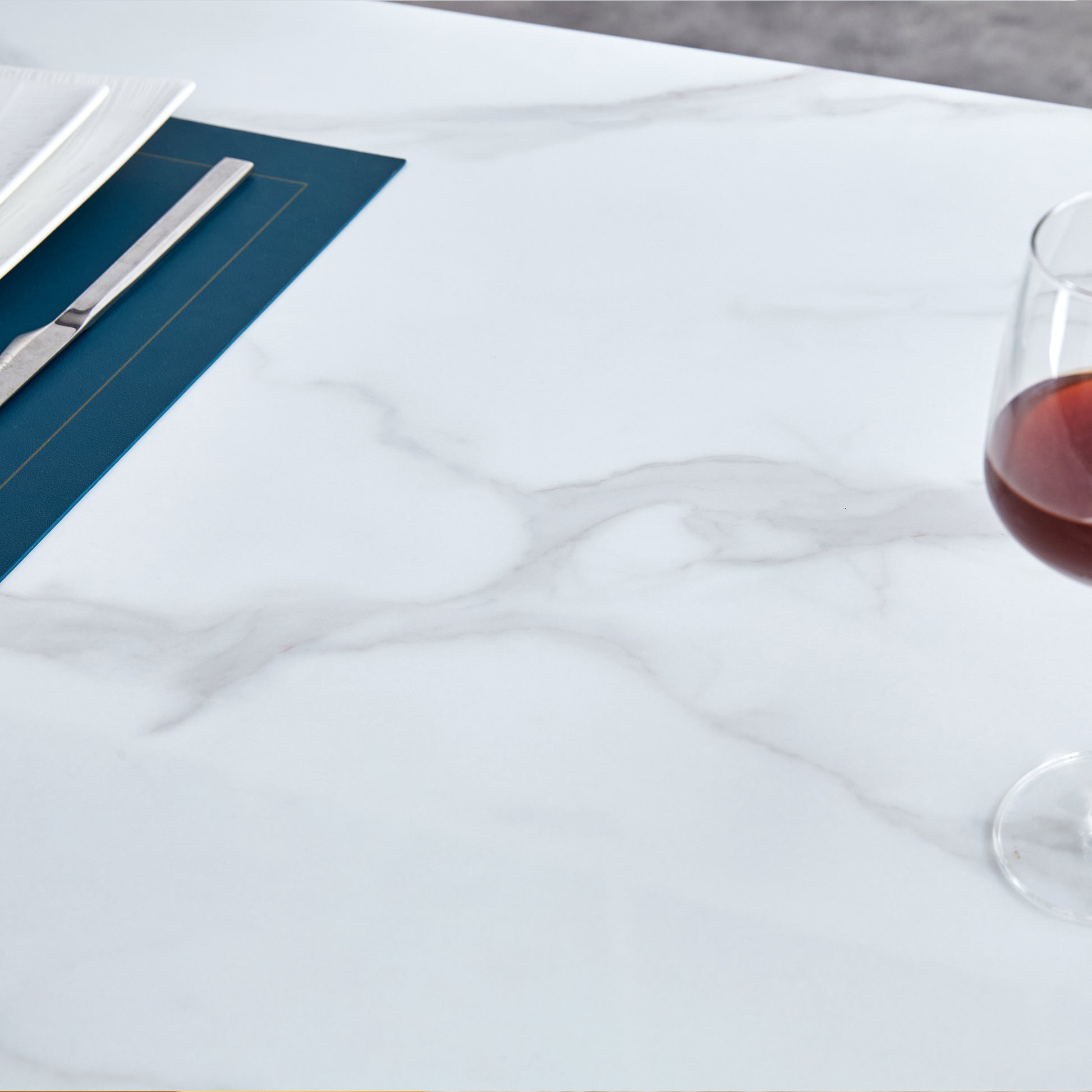 Large Modern Rectangular Table With 0.4 Inch Patterned Tabletop And Large Mdf Table Legs, Suitable For Kitchen, Dining Room, And Living Room 71 "* 35.4" * 30 " 1546 Gold Mdf Glass